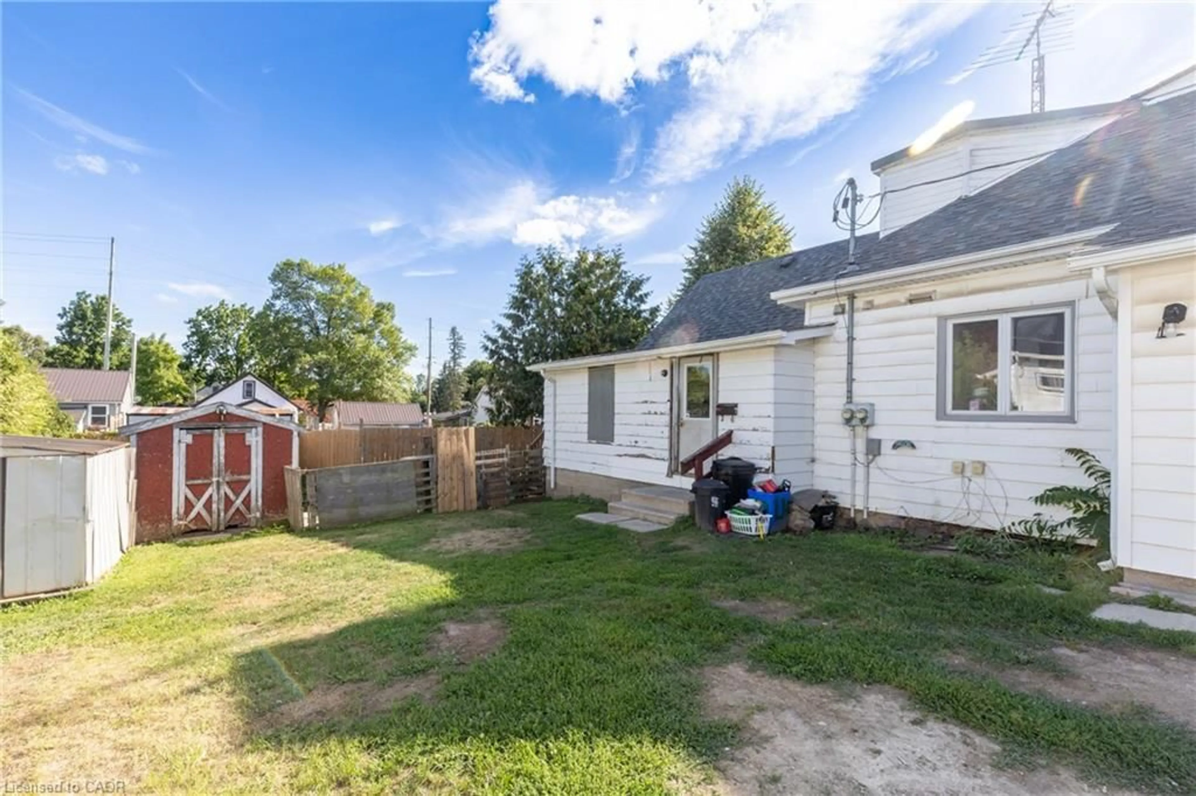 Unknown for 48 Sovereen St, Delhi Ontario N4B 1L5