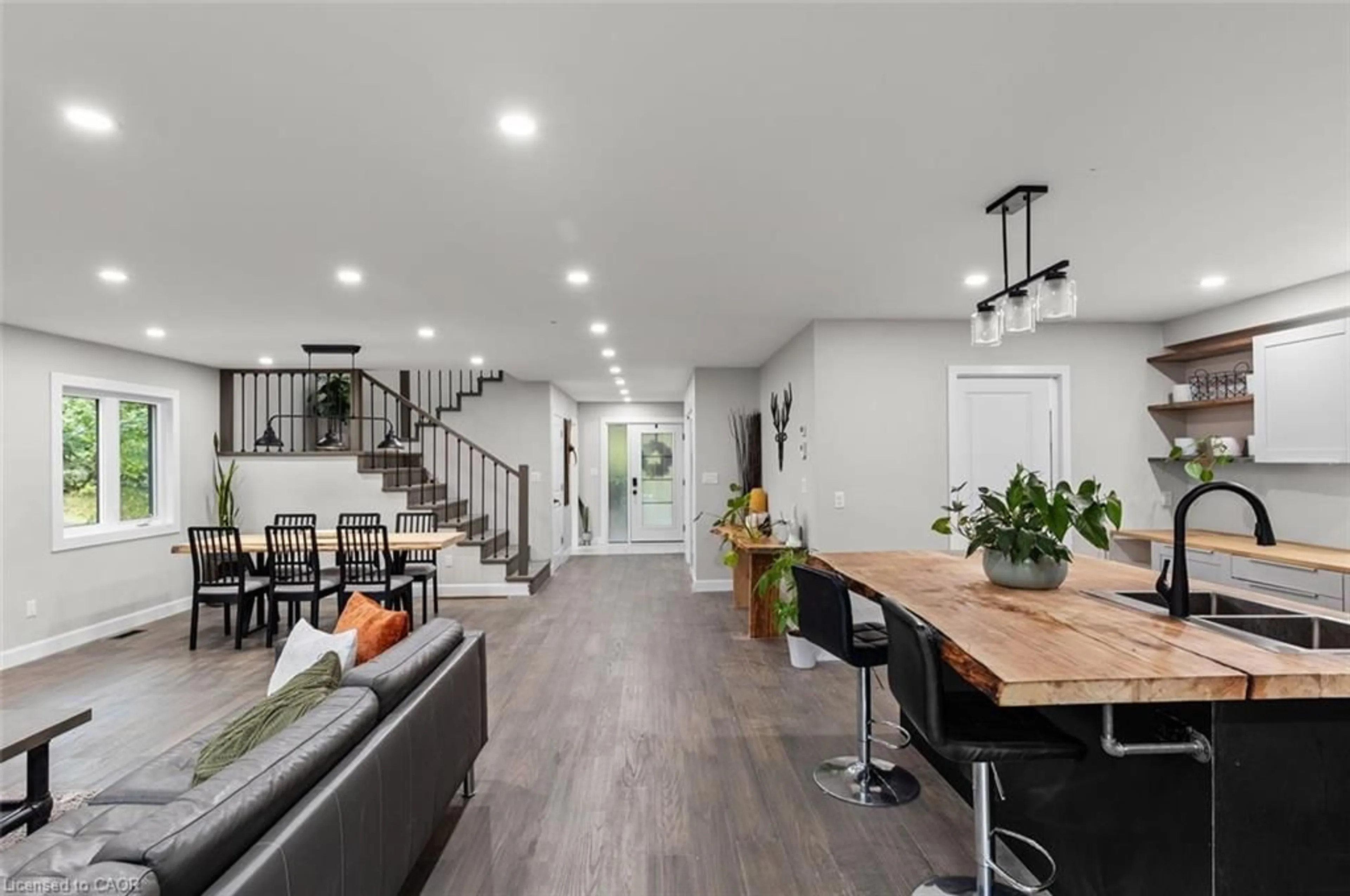 Open concept kitchen, unknown for 127 Paradise Road, Nipissing Ontario K0J 2M0