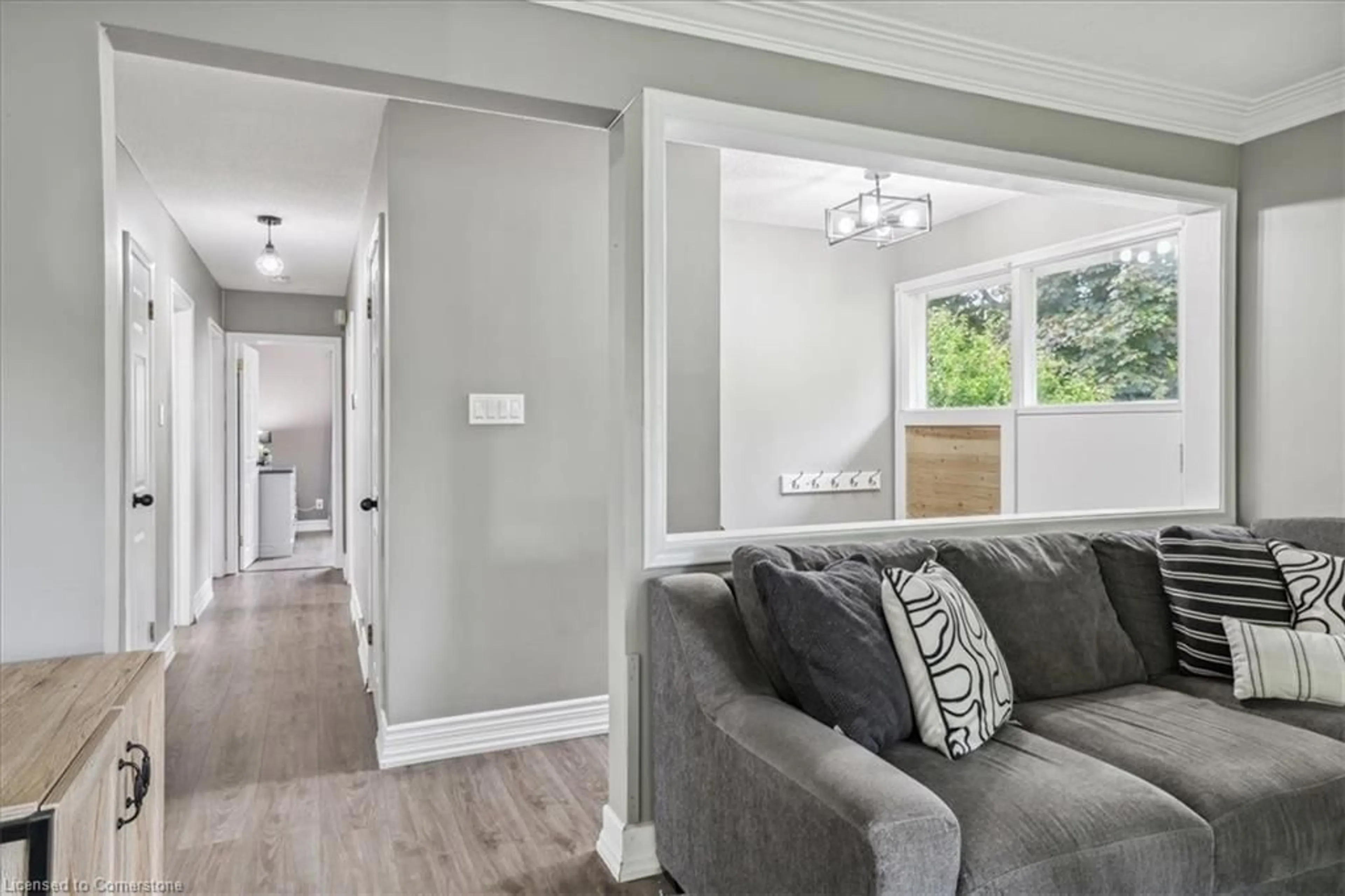 Living room with furniture, unknown for 5 Howard Ave, St. Catharines Ontario L2N 3W8