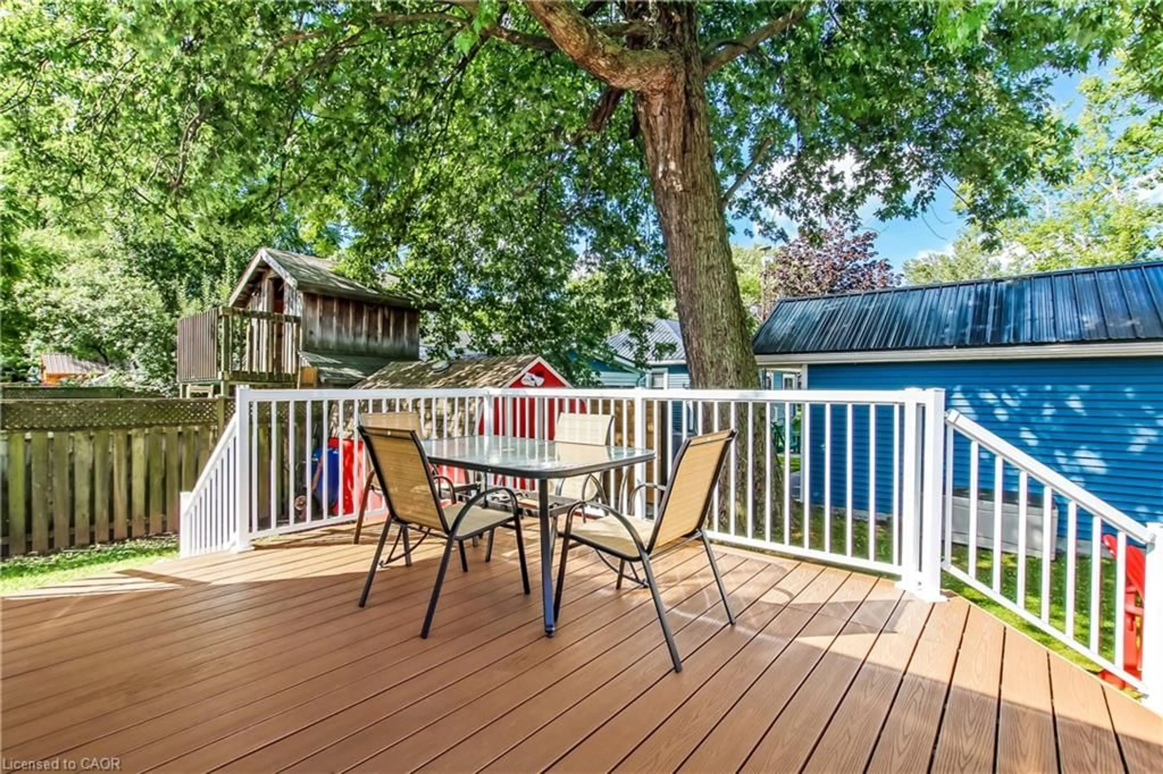 Patio, street for 10 Fourth Ave Ave, Long Point Ontario N0E 1M0