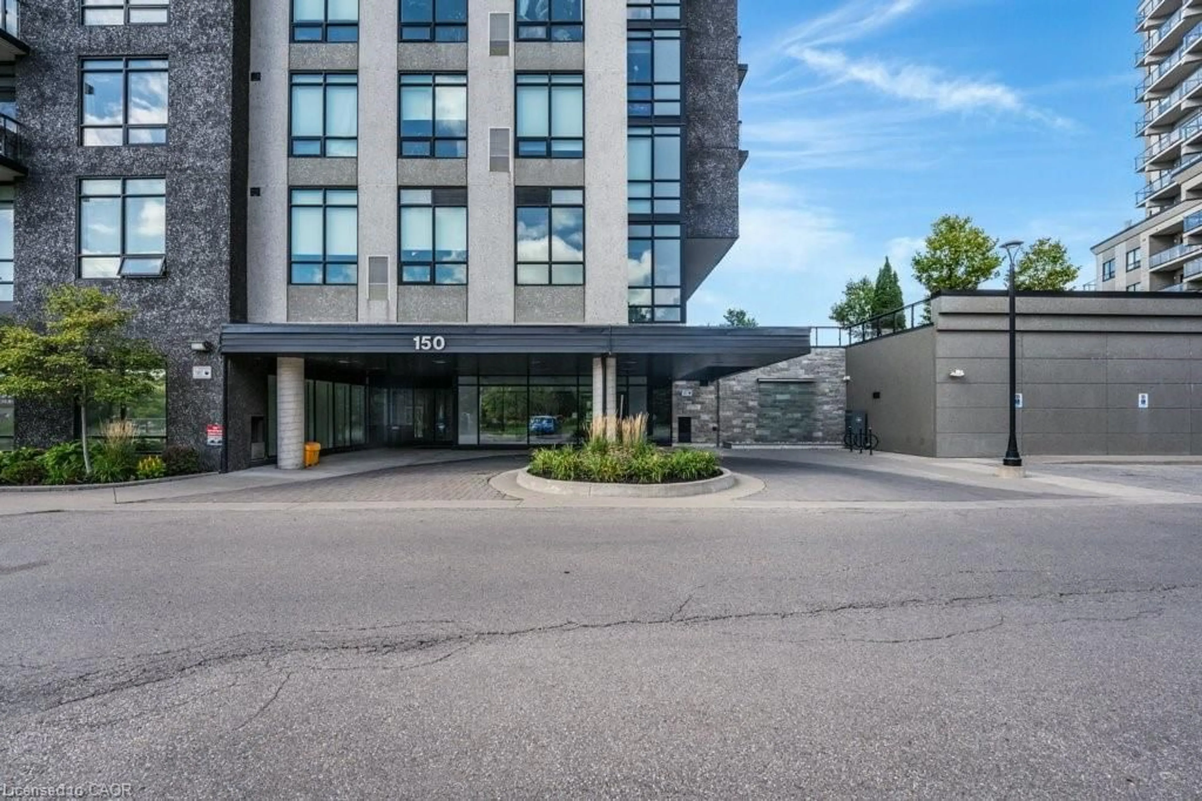 Unknown for 150 Water St #301, Cambridge Ontario N1R 0B5