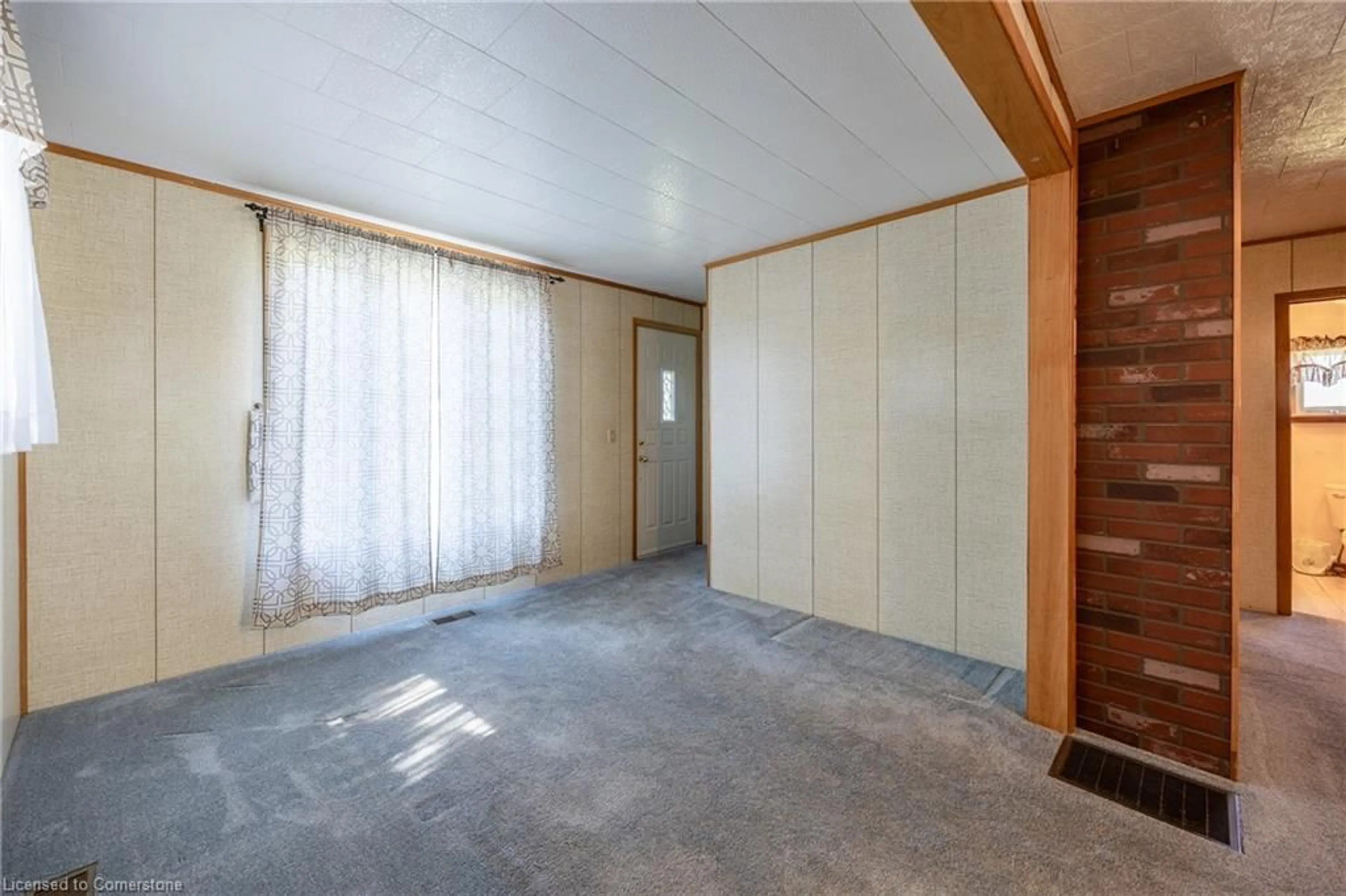 A pic of a room for 1534 Regional Road 16, Langton Ontario N0E 1G0