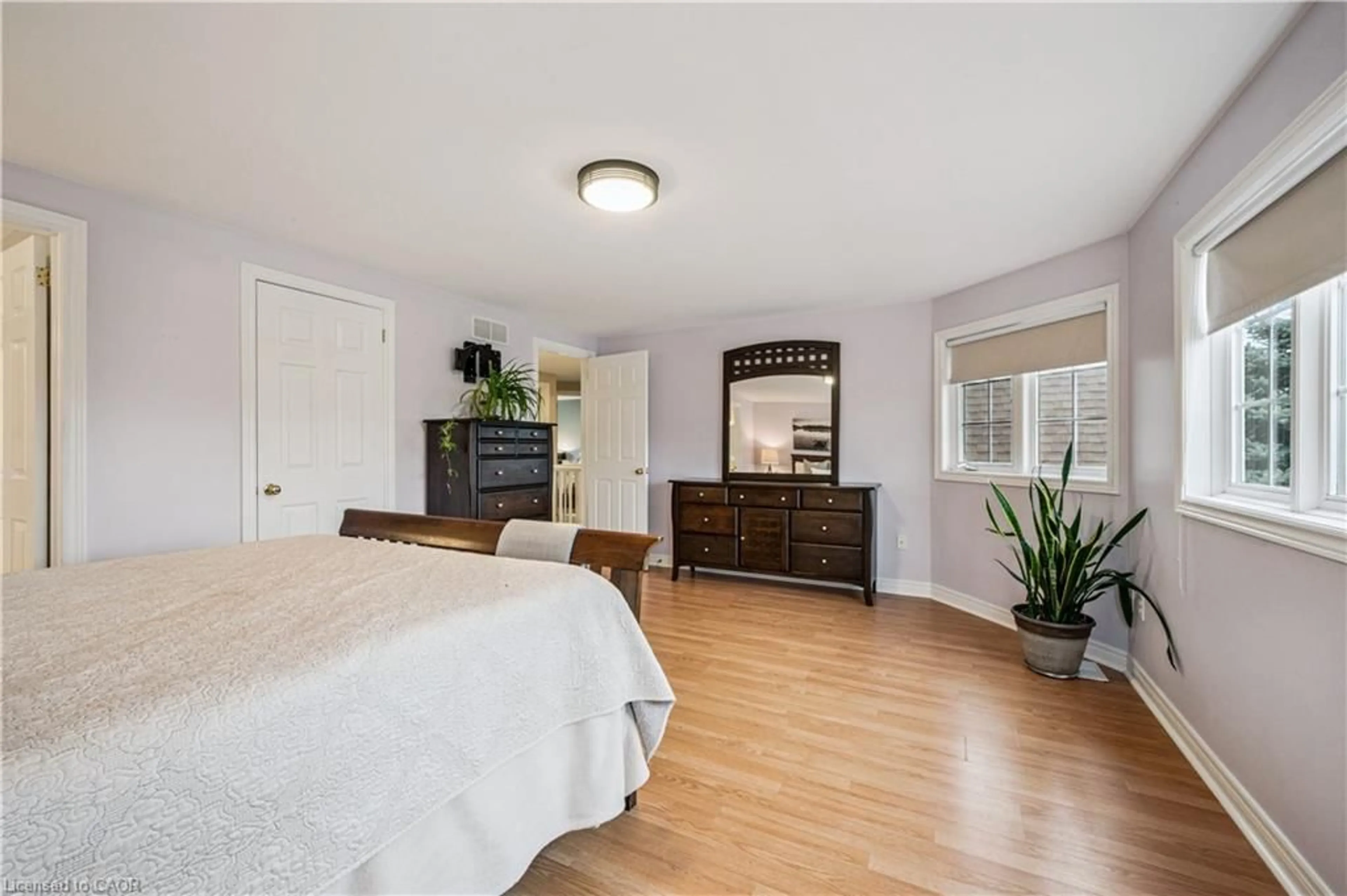 A pic of a room for 533 Rush Meadow Cres, Kitchener Ontario N2R 1T2