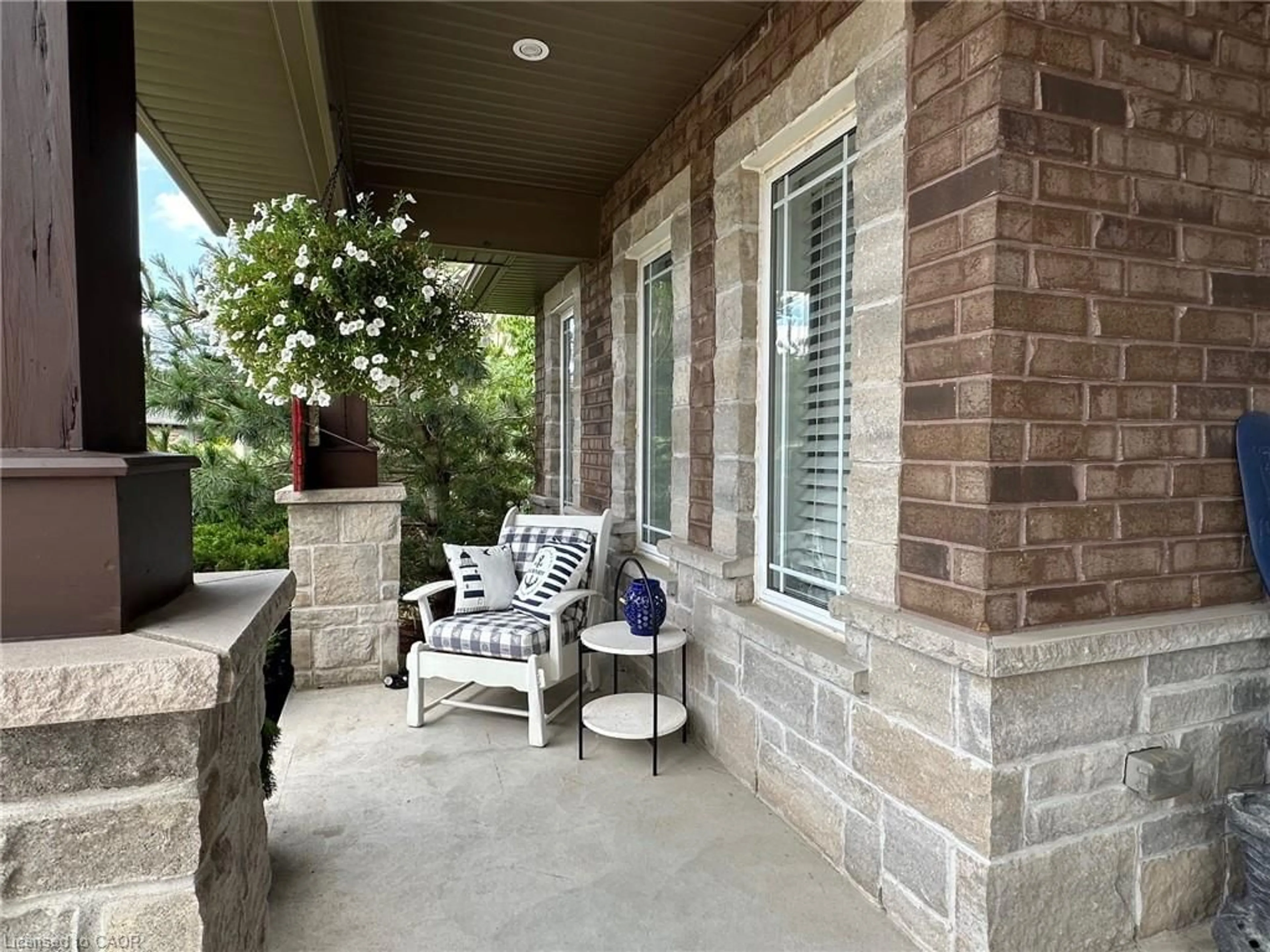 Patio, street for 70 Kolbe Dr, Port Dover Ontario N0A 1N3