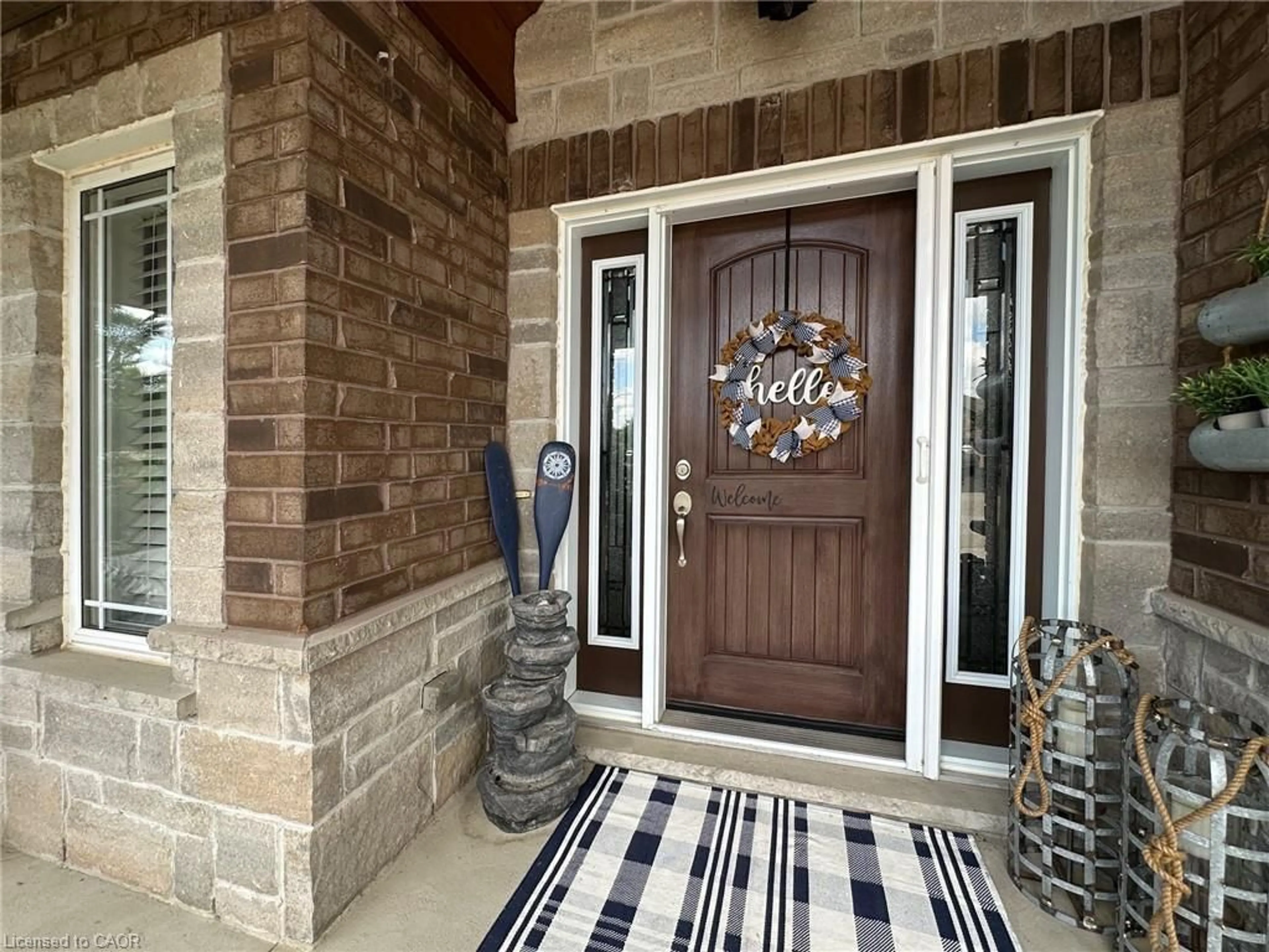 Indoor entryway for 70 Kolbe Dr, Port Dover Ontario N0A 1N3