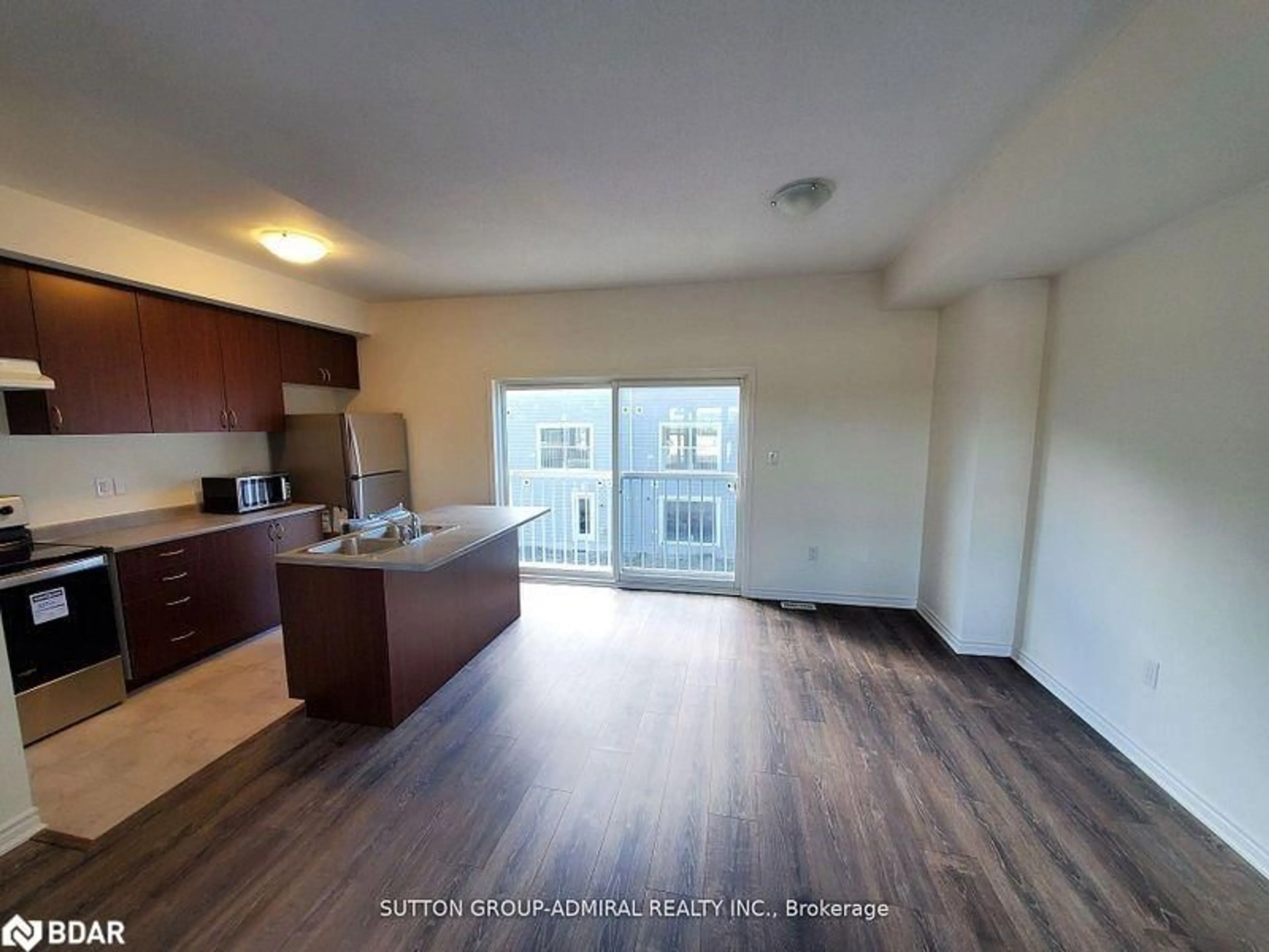 A pic of a room for 38 Surf Drive, Wasaga Beach Ontario L9Z 0J4