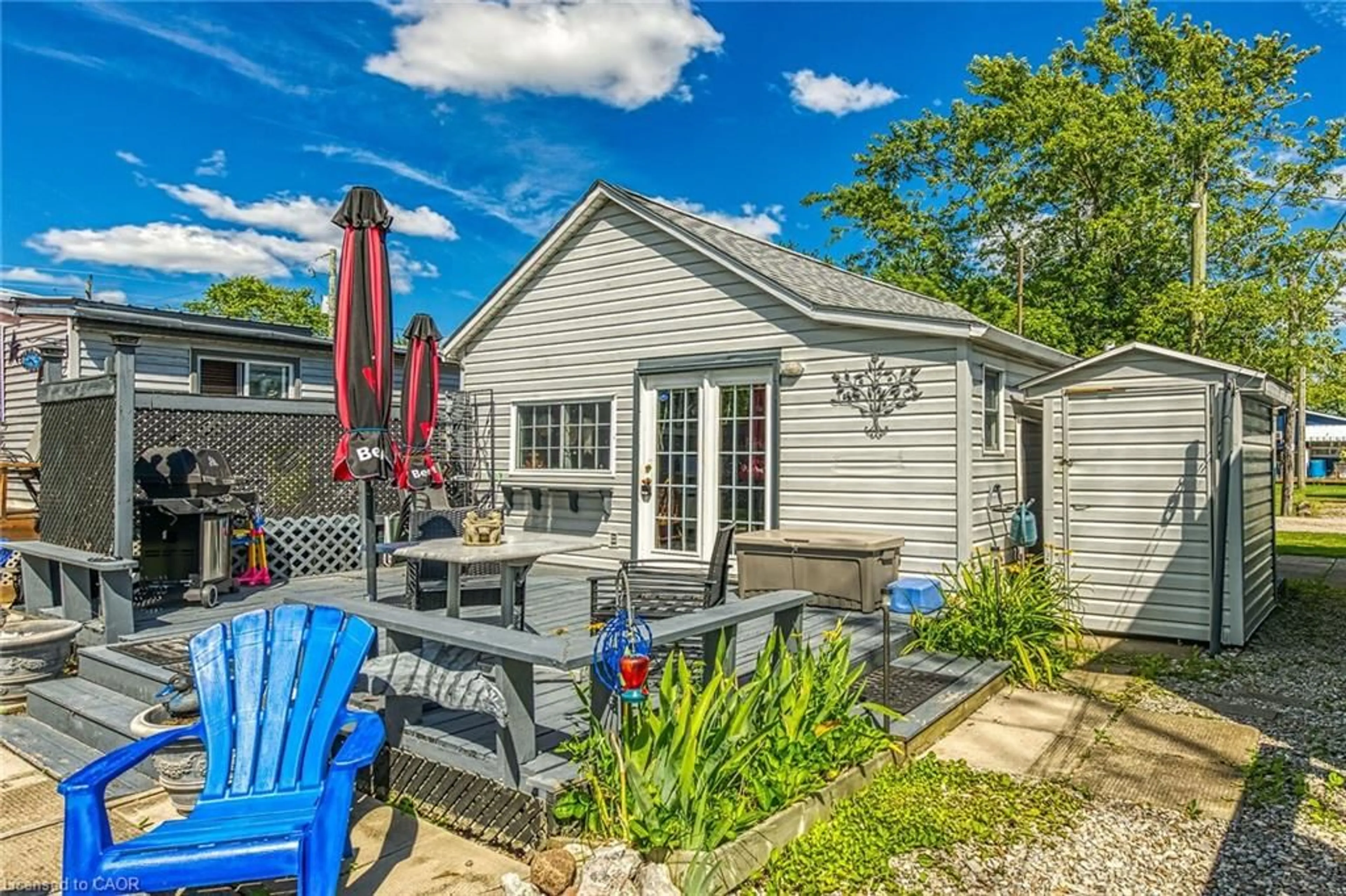 Patio, street for 6 Pike Lane, Featherstone Point Ontario N0A 1P0