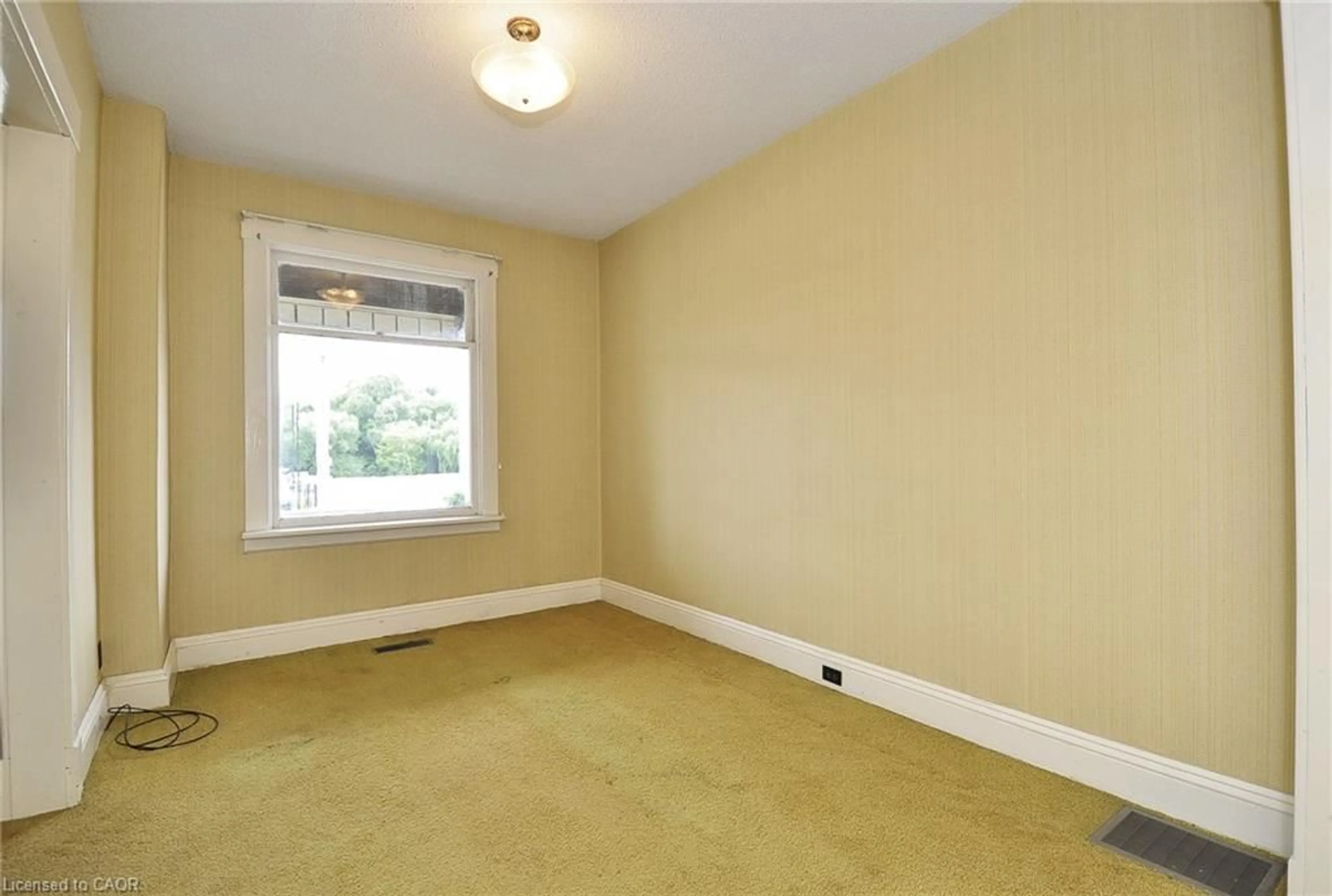 A pic of a room for 83 Shade St, Cambridge Ontario N1R 4J7