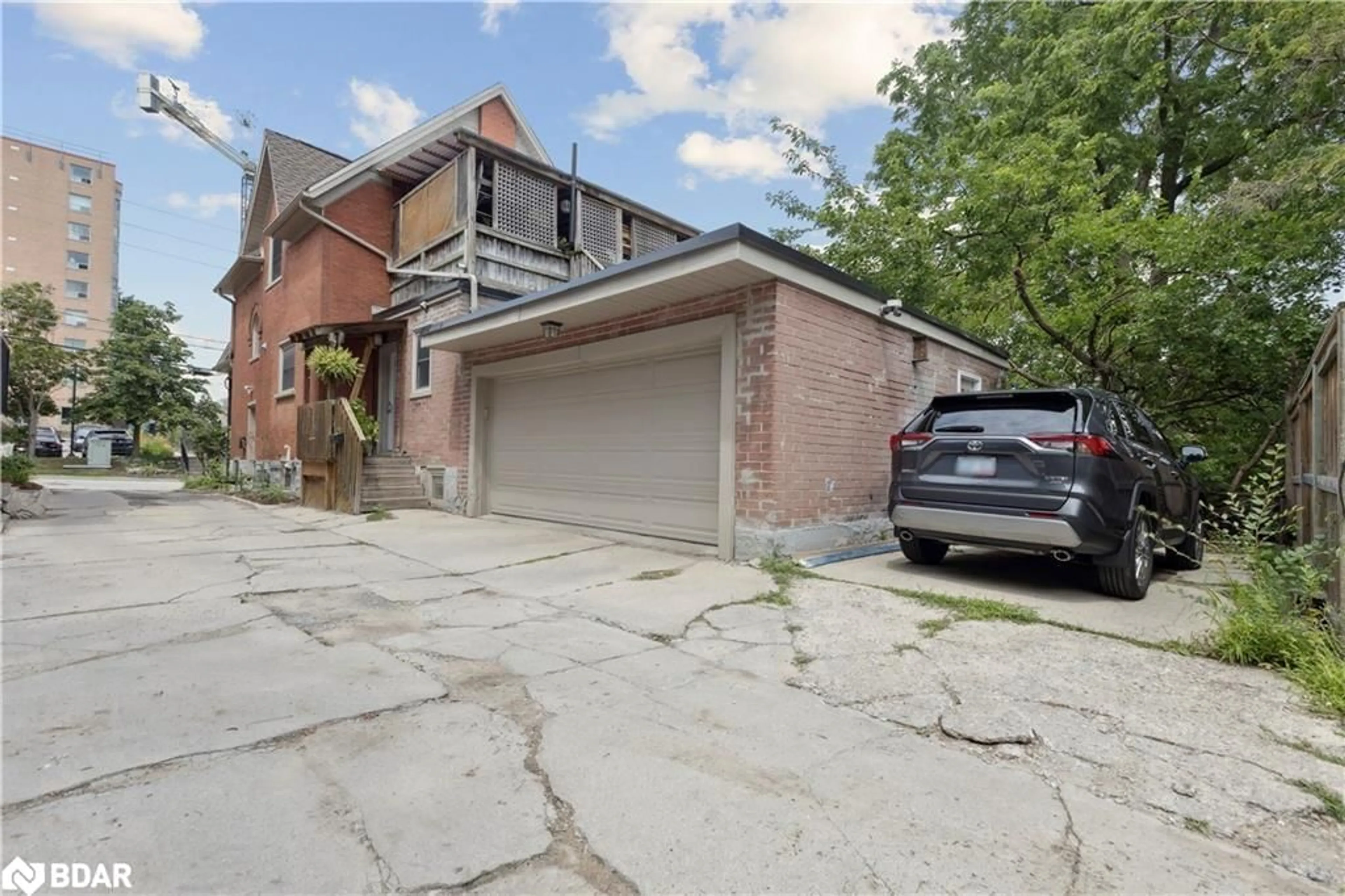 Unknown for 43 Eby St, Kitchener Ontario N2G 3K9