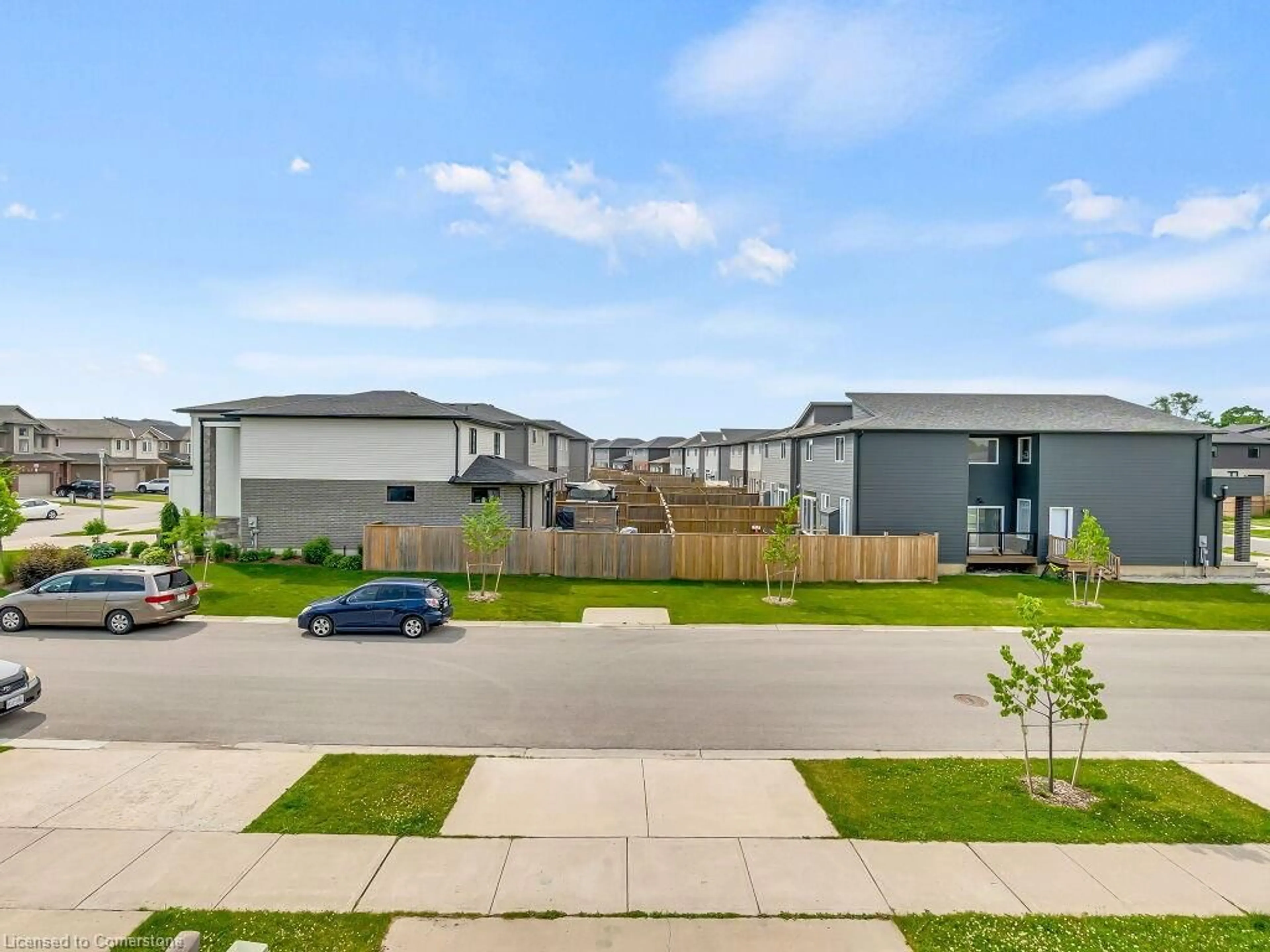A pic from outside/outdoor area/front of a property/back of a property/a pic from drone, street for 1171 Elson Rd, London Ontario N6G 0G9
