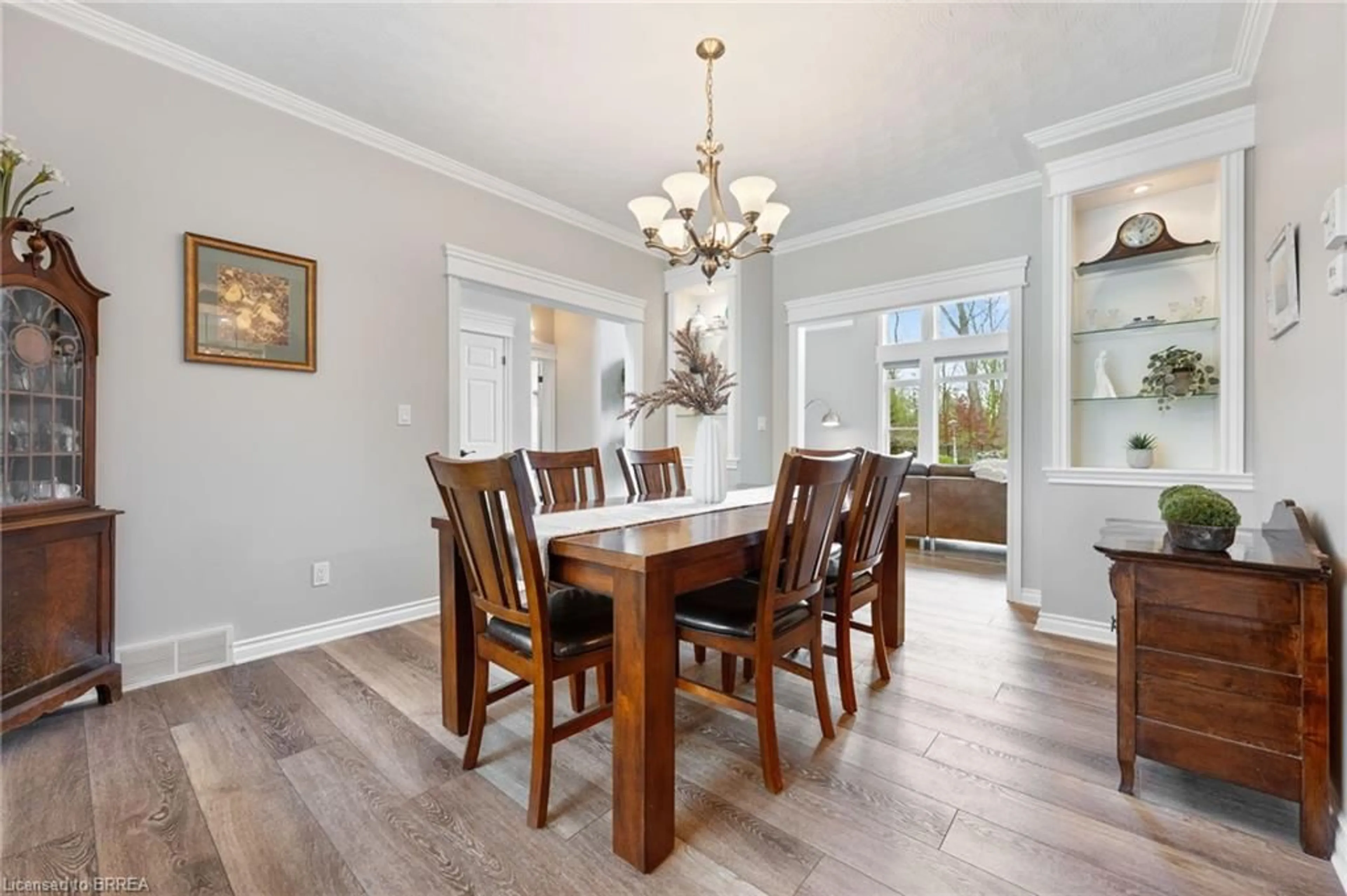 Dining room, wood/laminate floor for 38 Silver Lake Dr, Port Dover Ontario N0A 1N6