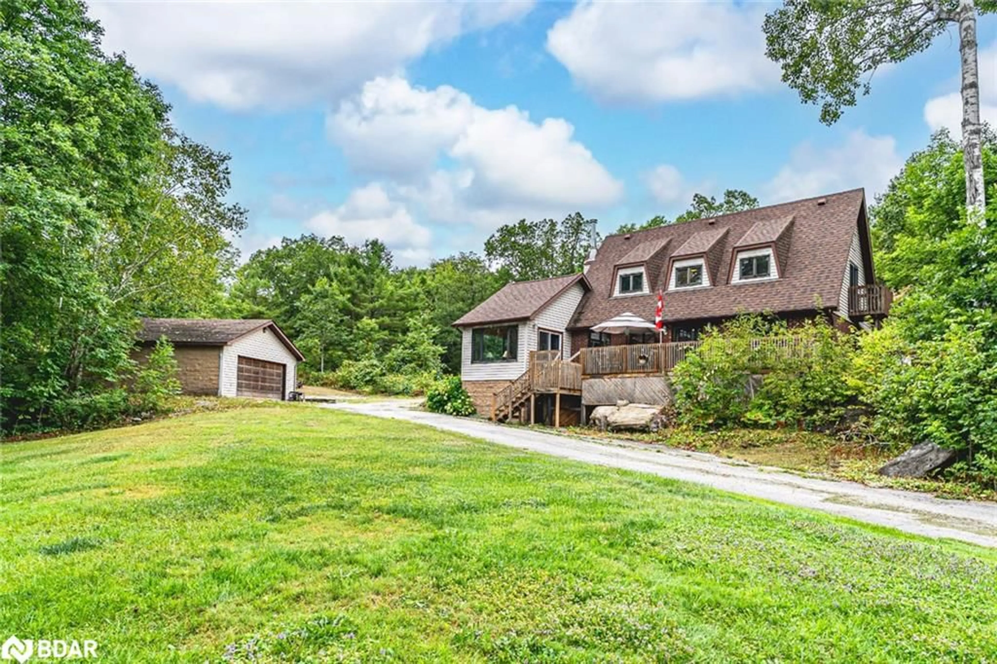 A pic from outside/outdoor area/front of a property/back of a property/a pic from drone, mountain view for 1506 Torpitt Road, Severn Ontario P0E 1N0