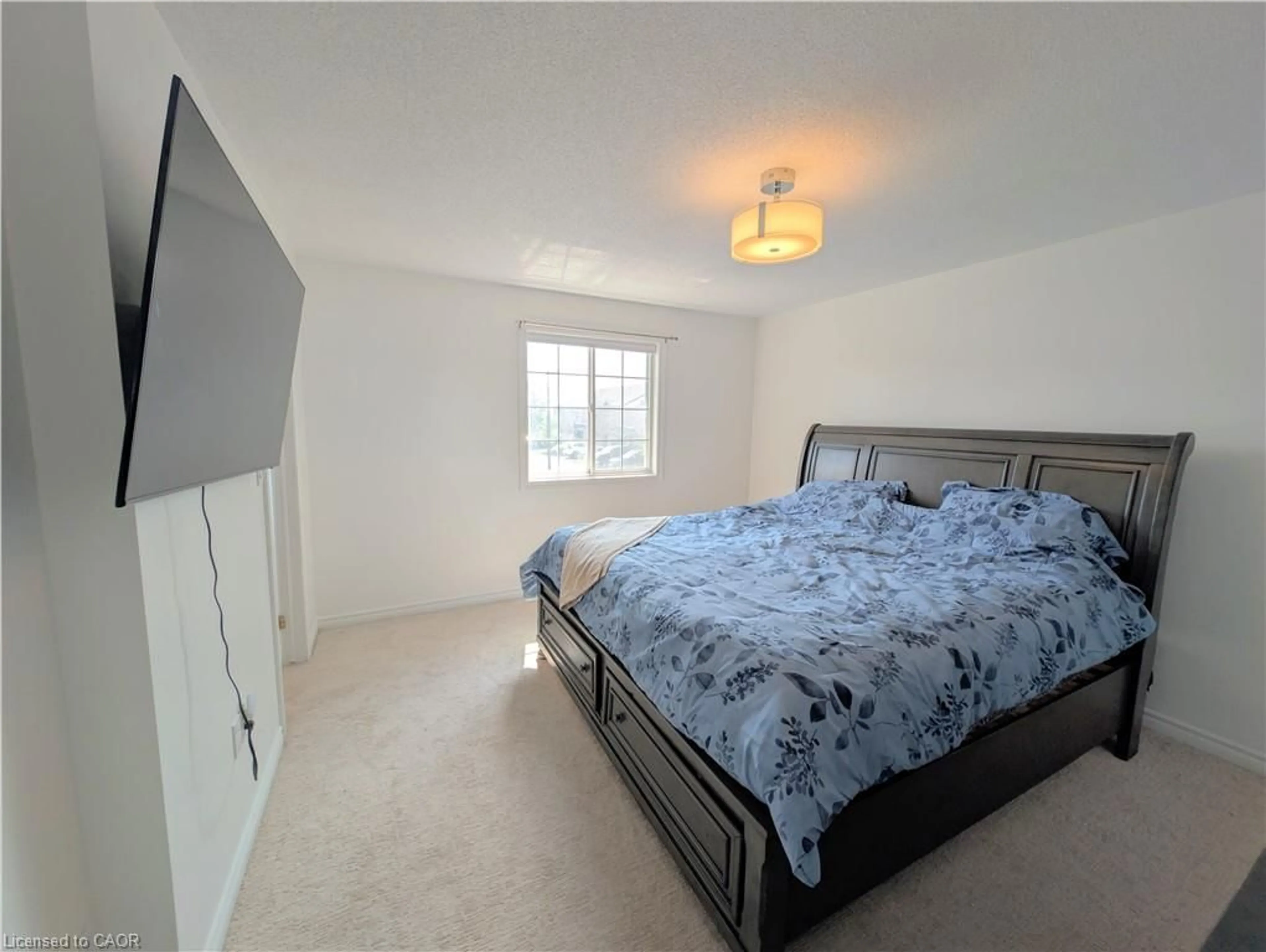 A pic of a room for 39 Pinewoods Dr #5, Stoney Creek Ontario L8J 3Z3