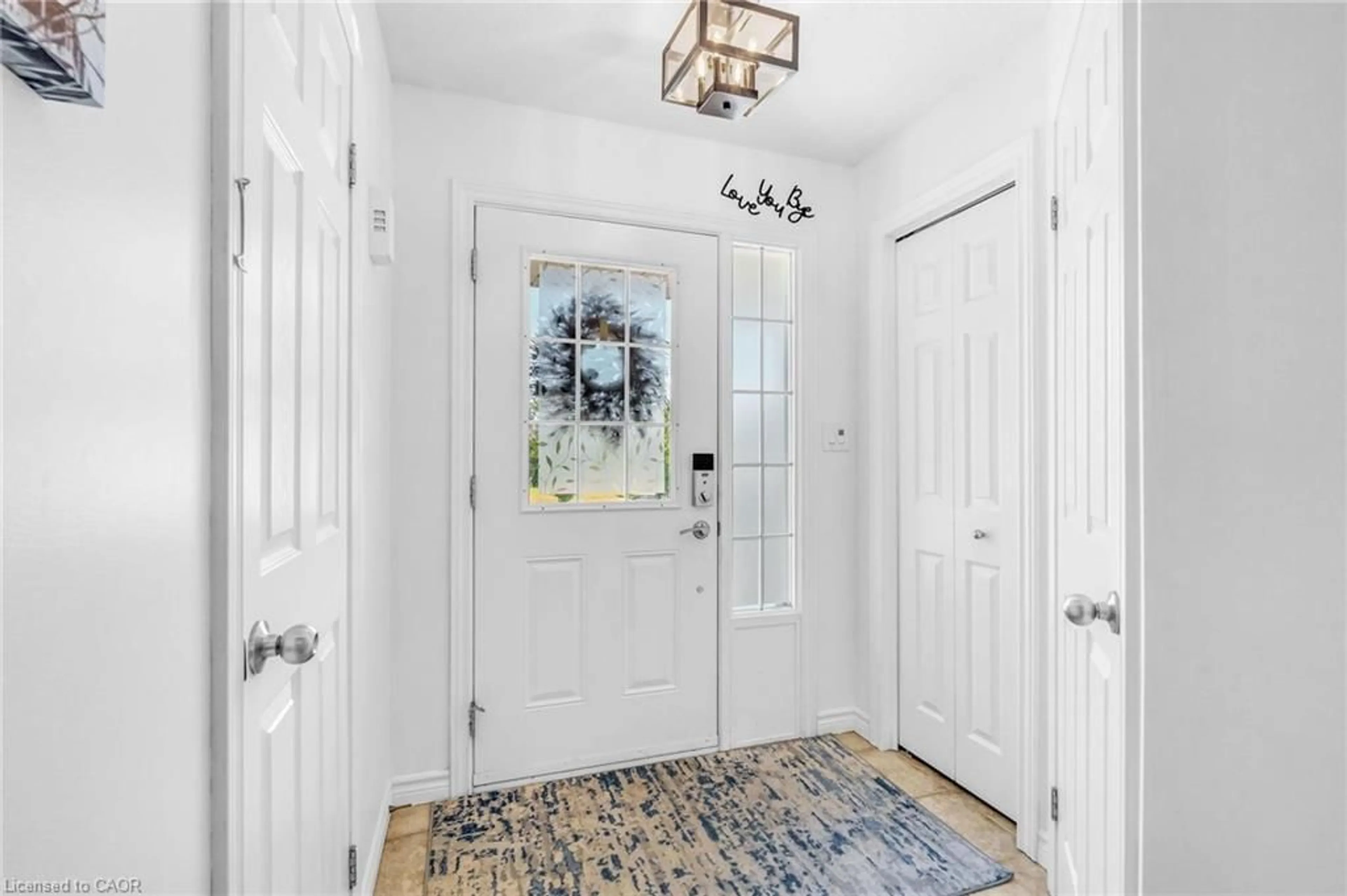 Indoor entryway for 305 Maverick St, Waterloo Ontario N2K 0A4