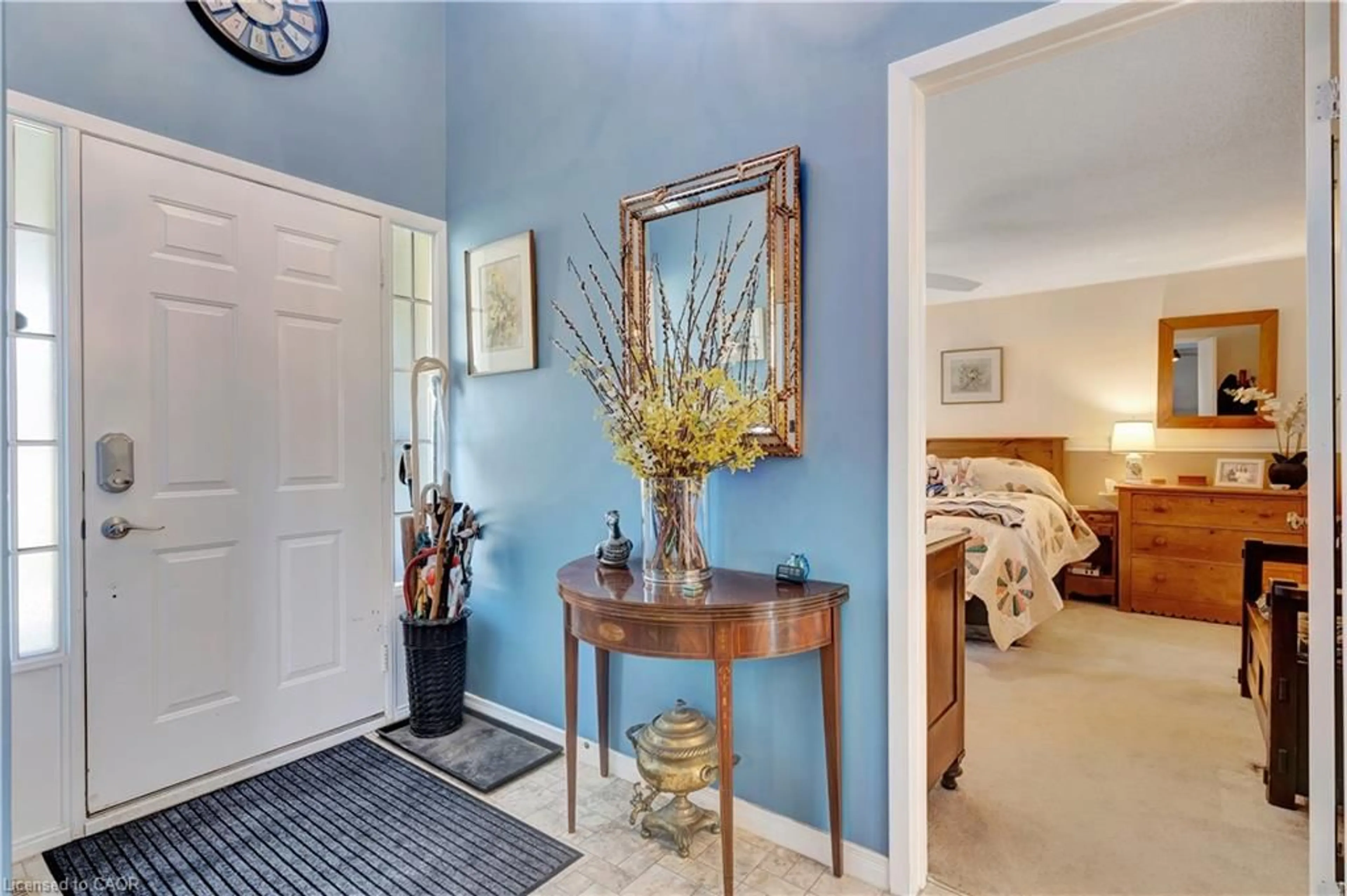 Indoor entryway for 29 Morningside Cir, New Hamburg Ontario N3A 2G2