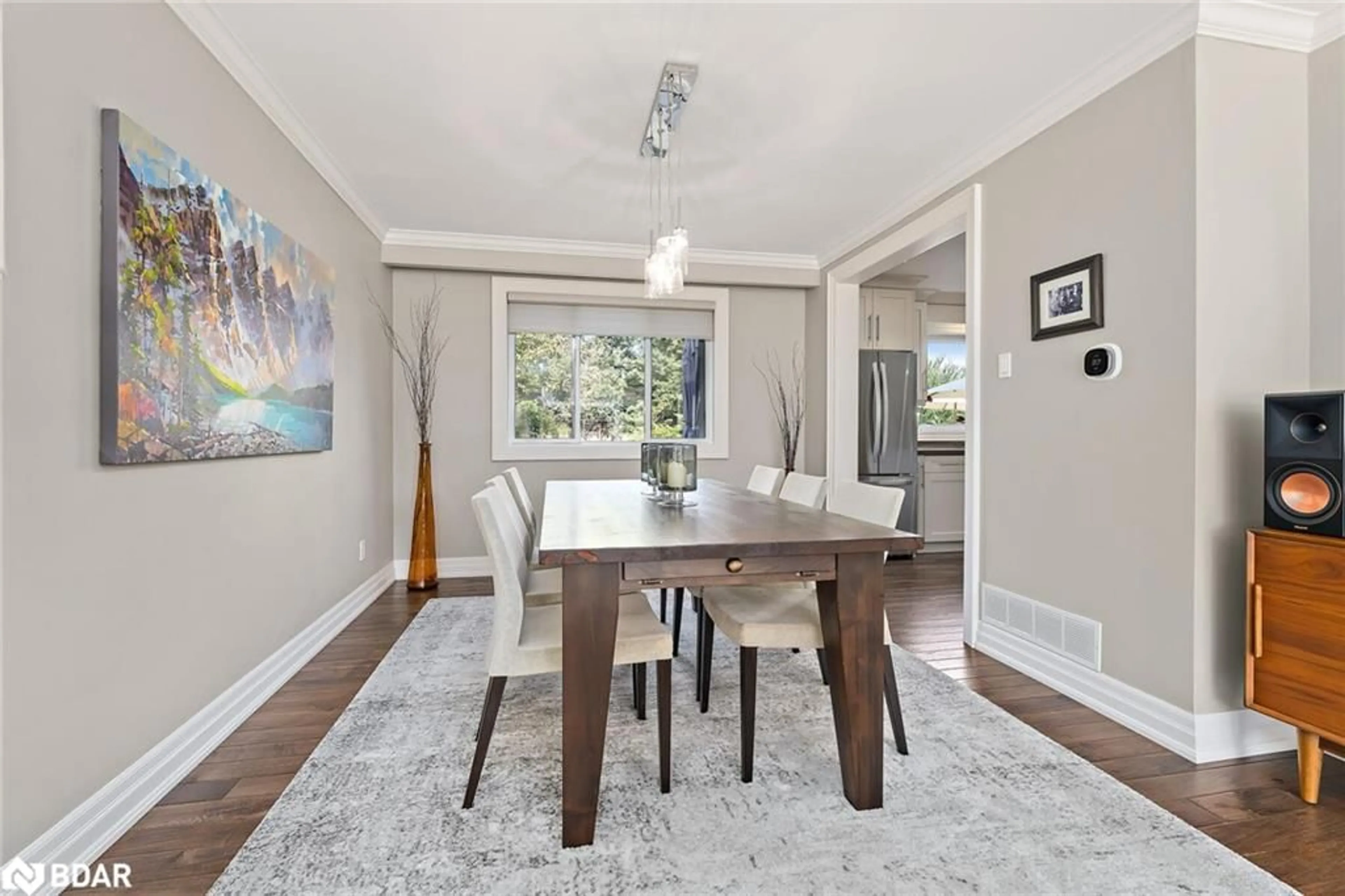 Dining room, wood/laminate floor for 25 Hillside Dr, Georgetown Ontario L7G 4W2