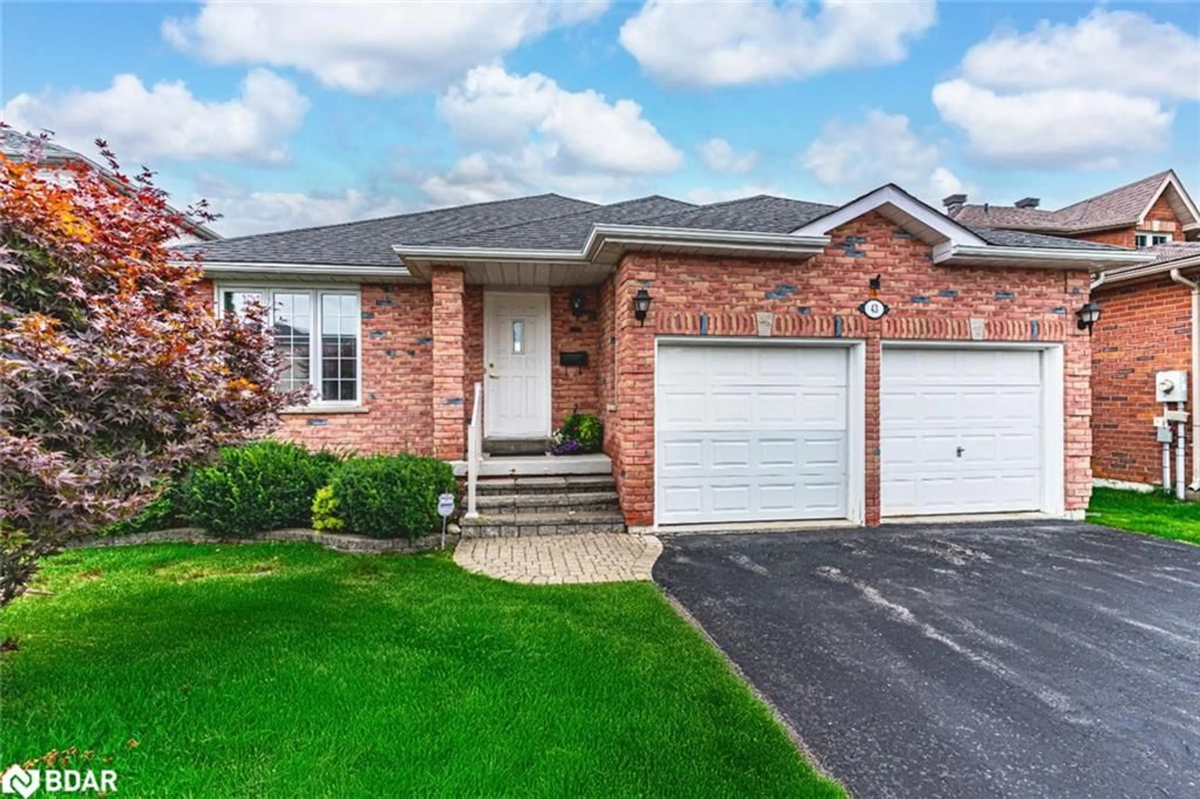 Home with brick exterior material, street for 43 Cheltenham Rd, Barrie Ontario L4M 6R8