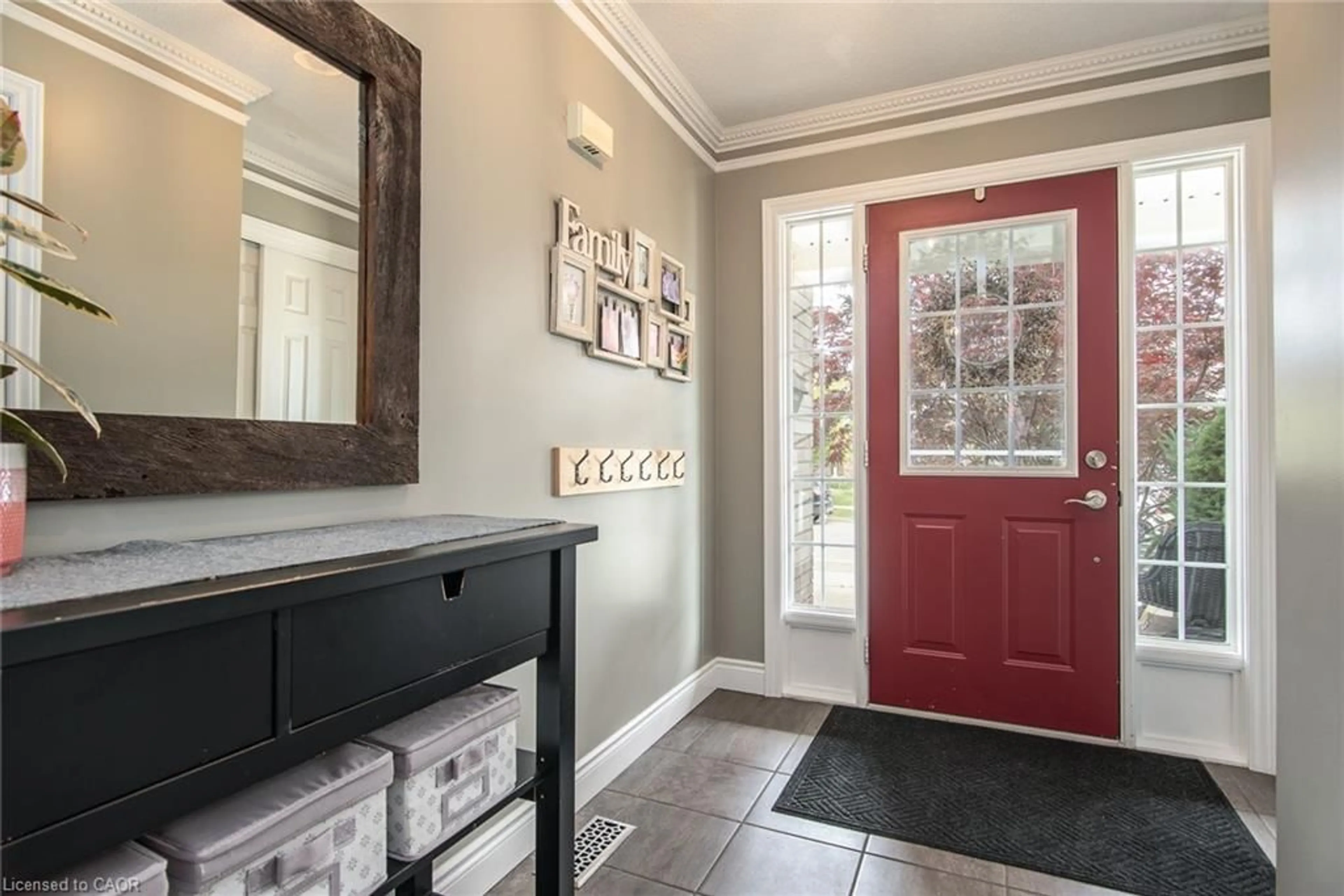 Indoor entryway for 55 Isabella St, Kitchener Ontario N2E 4J8