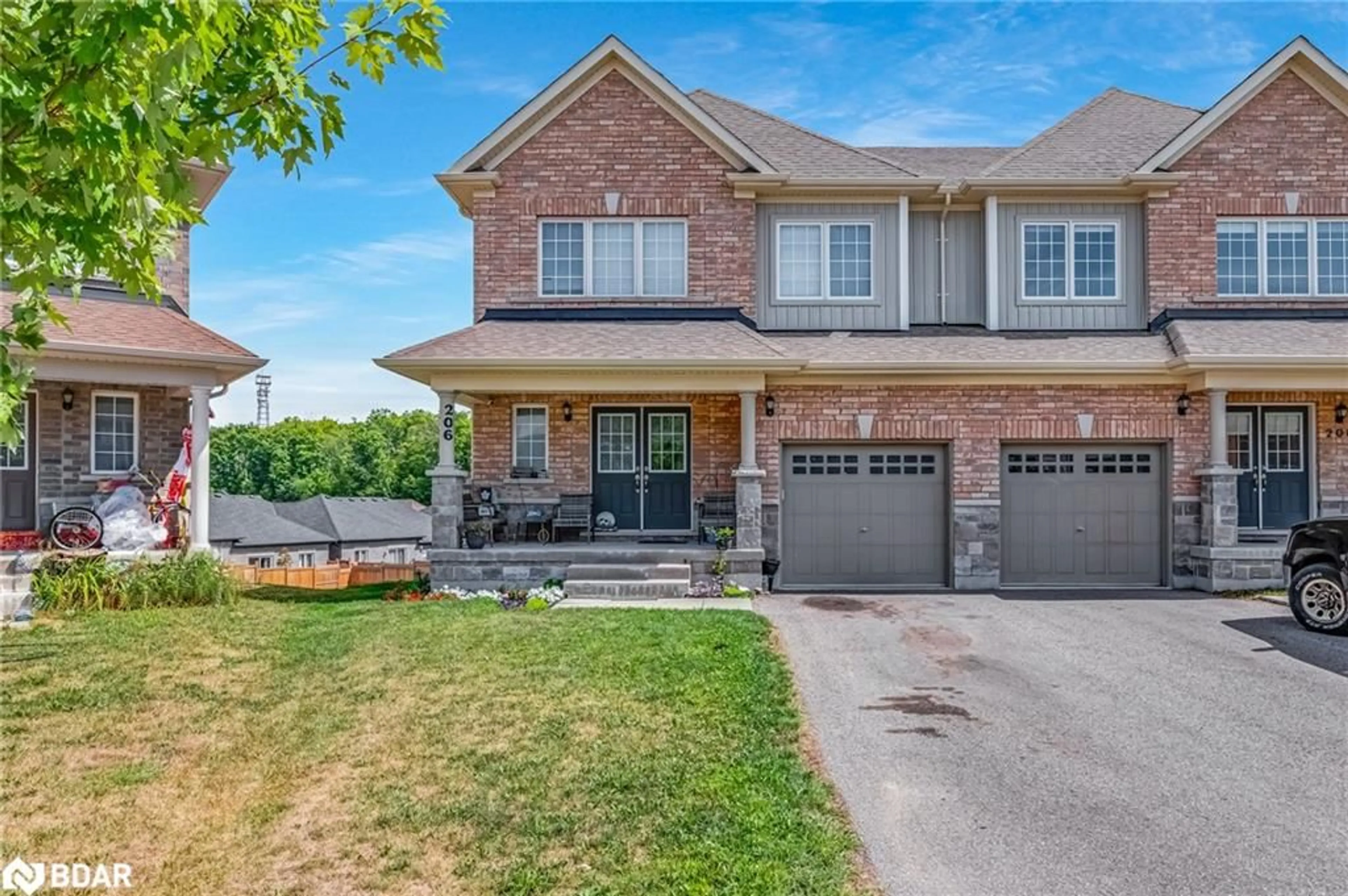 Home with brick exterior material, street for 206 Isabella Drive, Orillia Ontario L3V 8K7