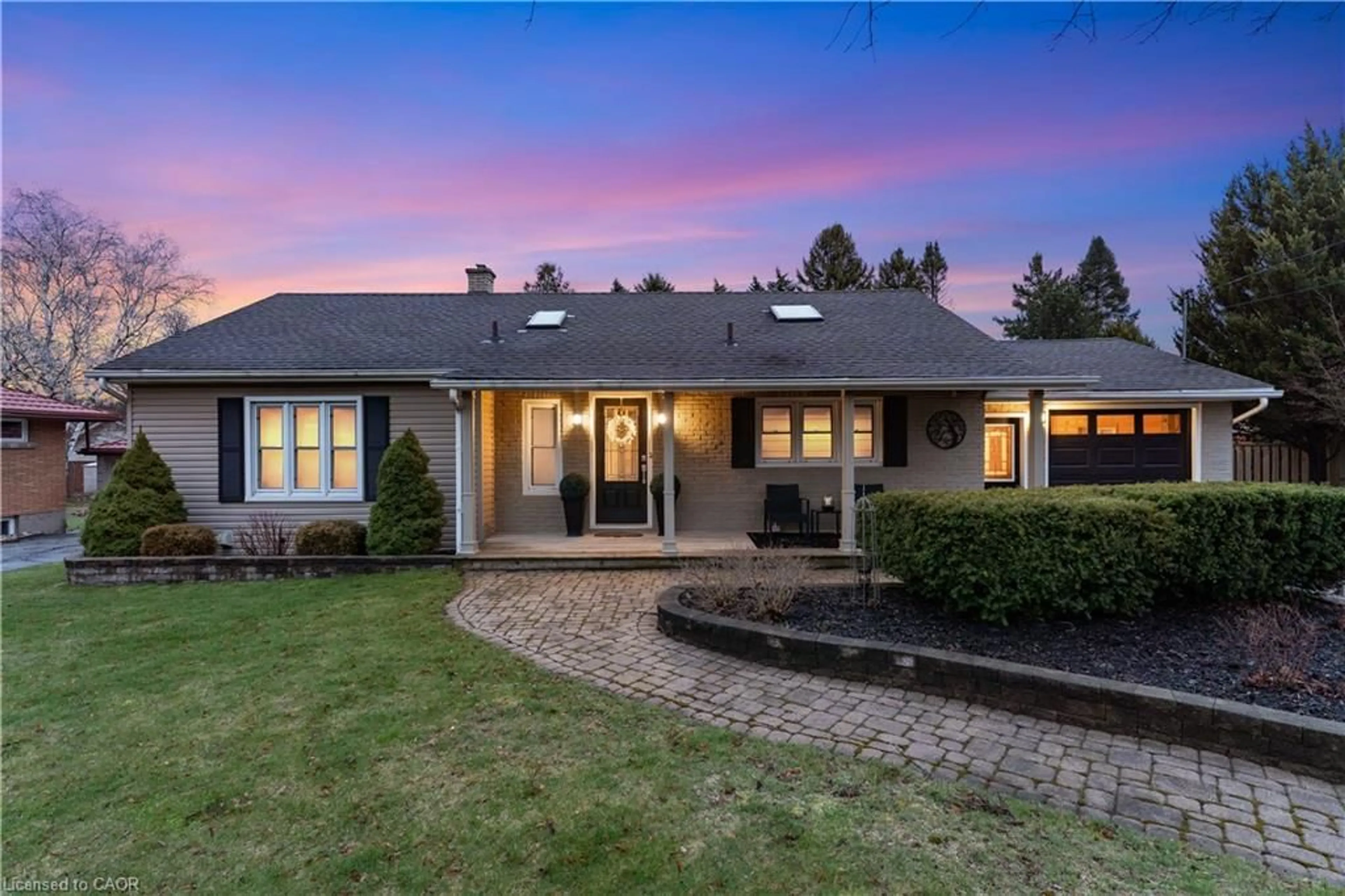 Unknown for 13 Lorimer St, Fonthill Ontario L0S 1E3