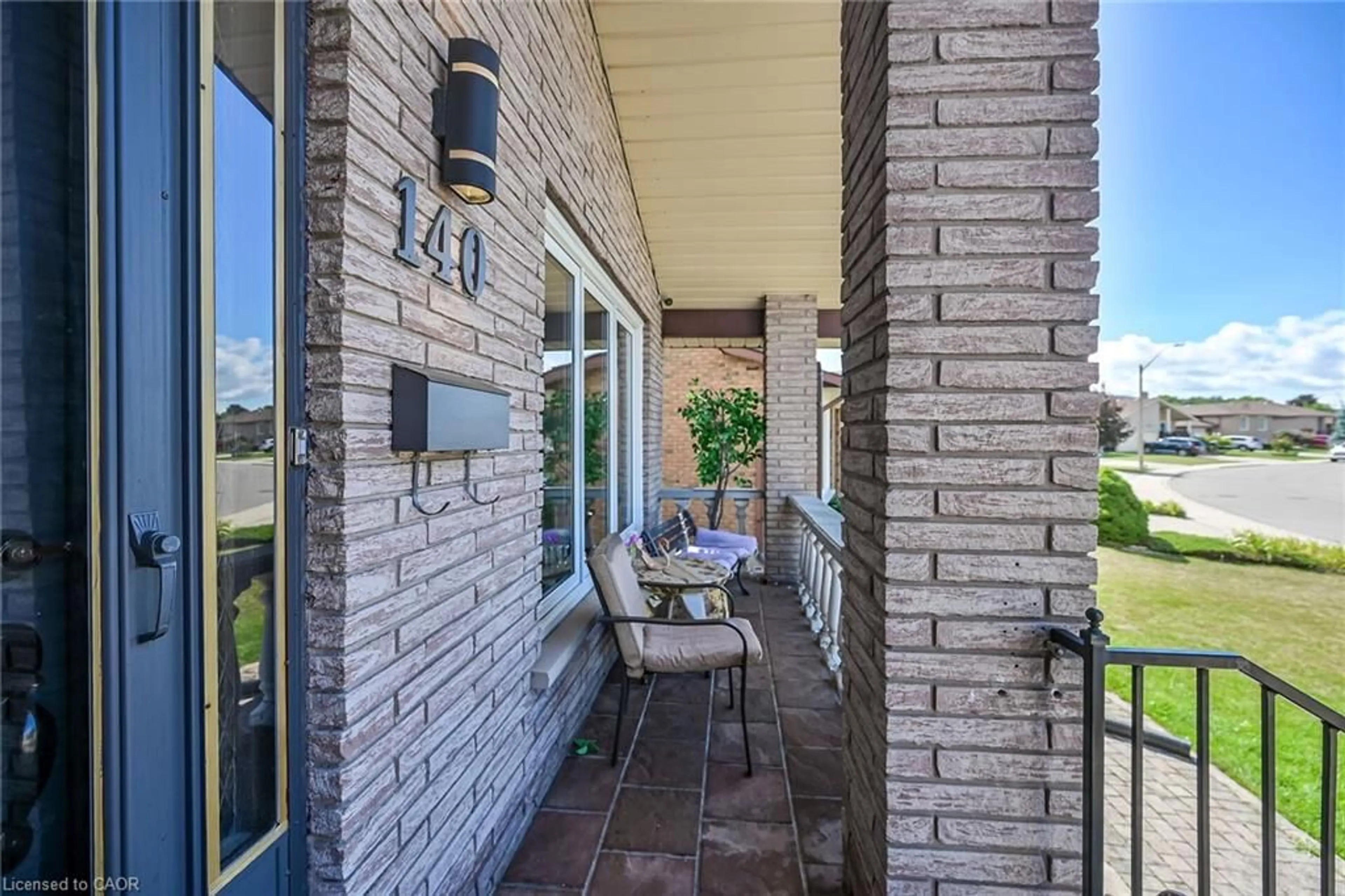 Patio, street for 140 Solomon Cres, Hamilton Ontario L8W 2G7