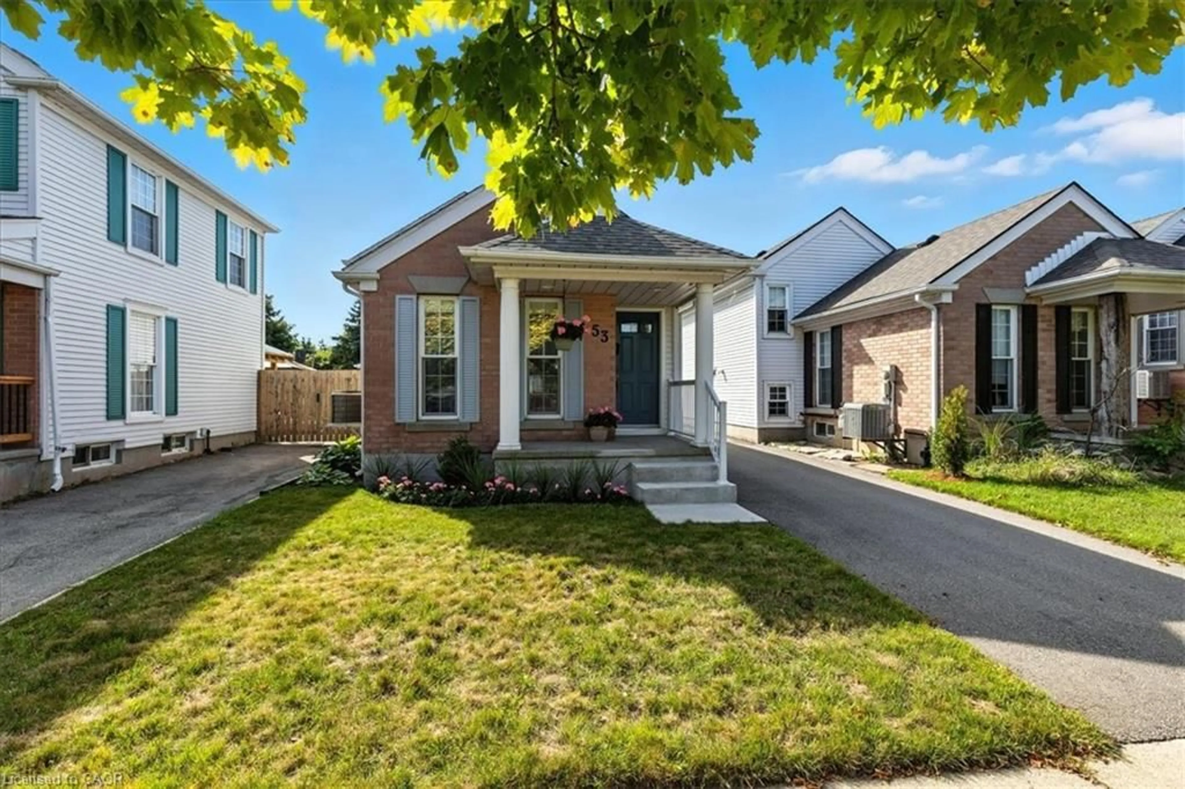 Unknown for 53 Wake Robin Dr, Kitchener Ontario N2E 3L4
