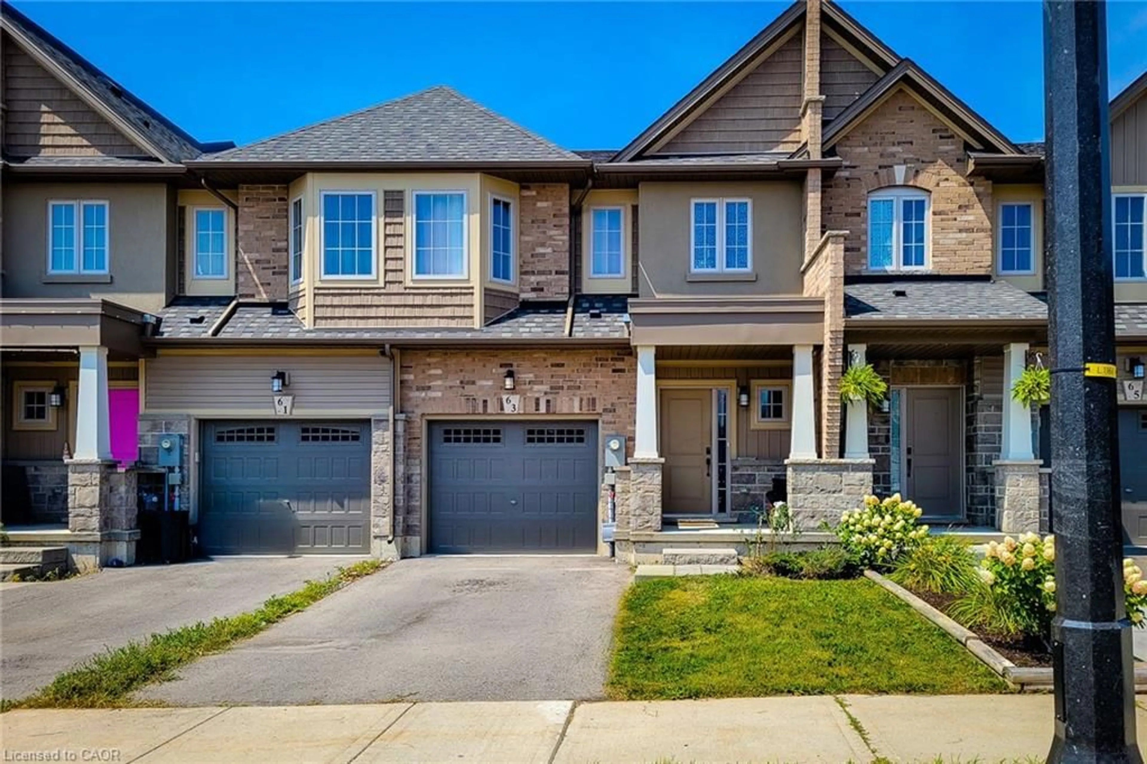 Home with brick exterior material, street for 63 Dennis Dr, Smithville Ontario L0R 2A0