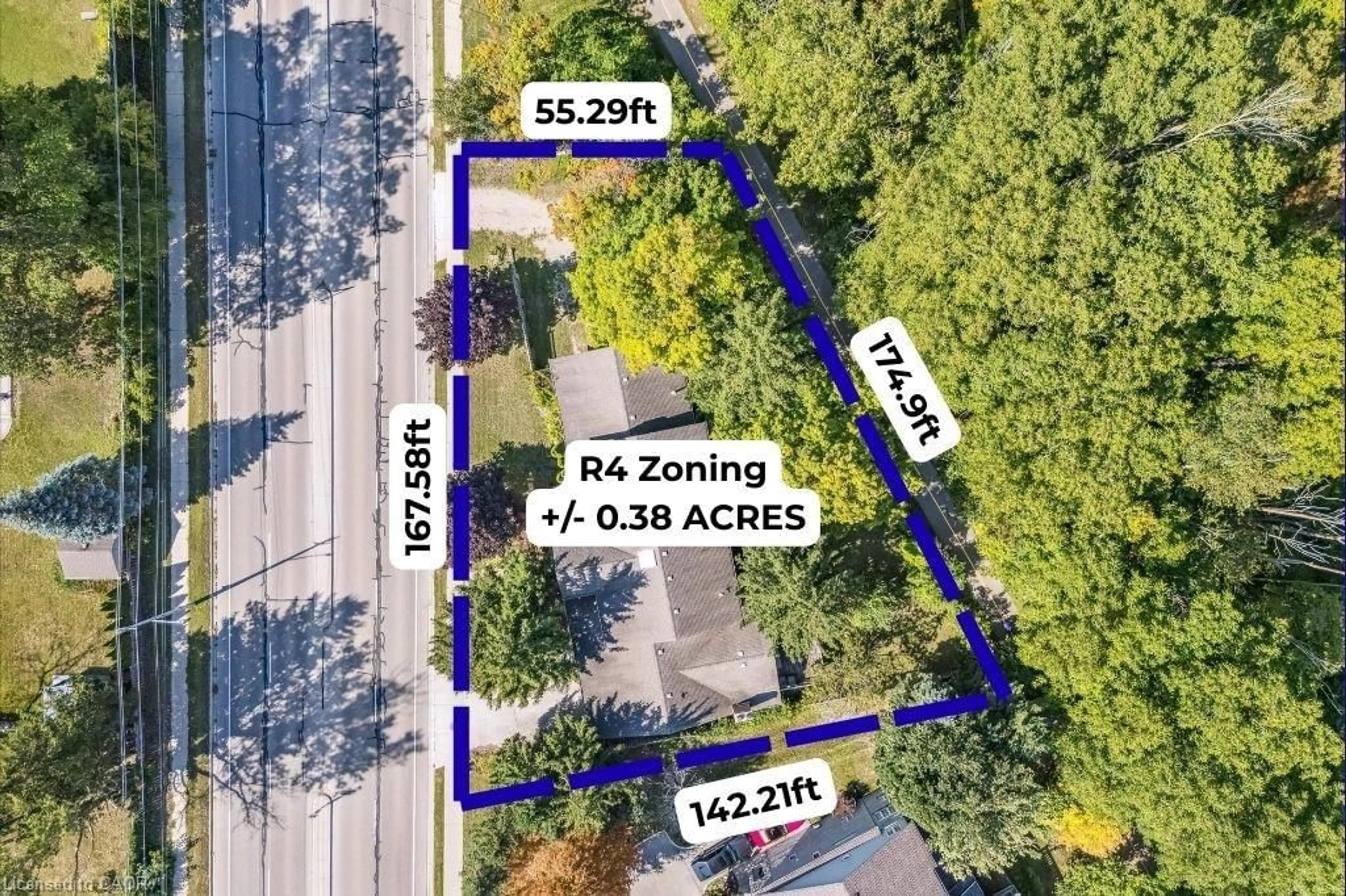 A pic from outside/outdoor area/front of a property/back of a property/a pic from drone, street for 701 University Ave, Waterloo Ontario N2K 3V1