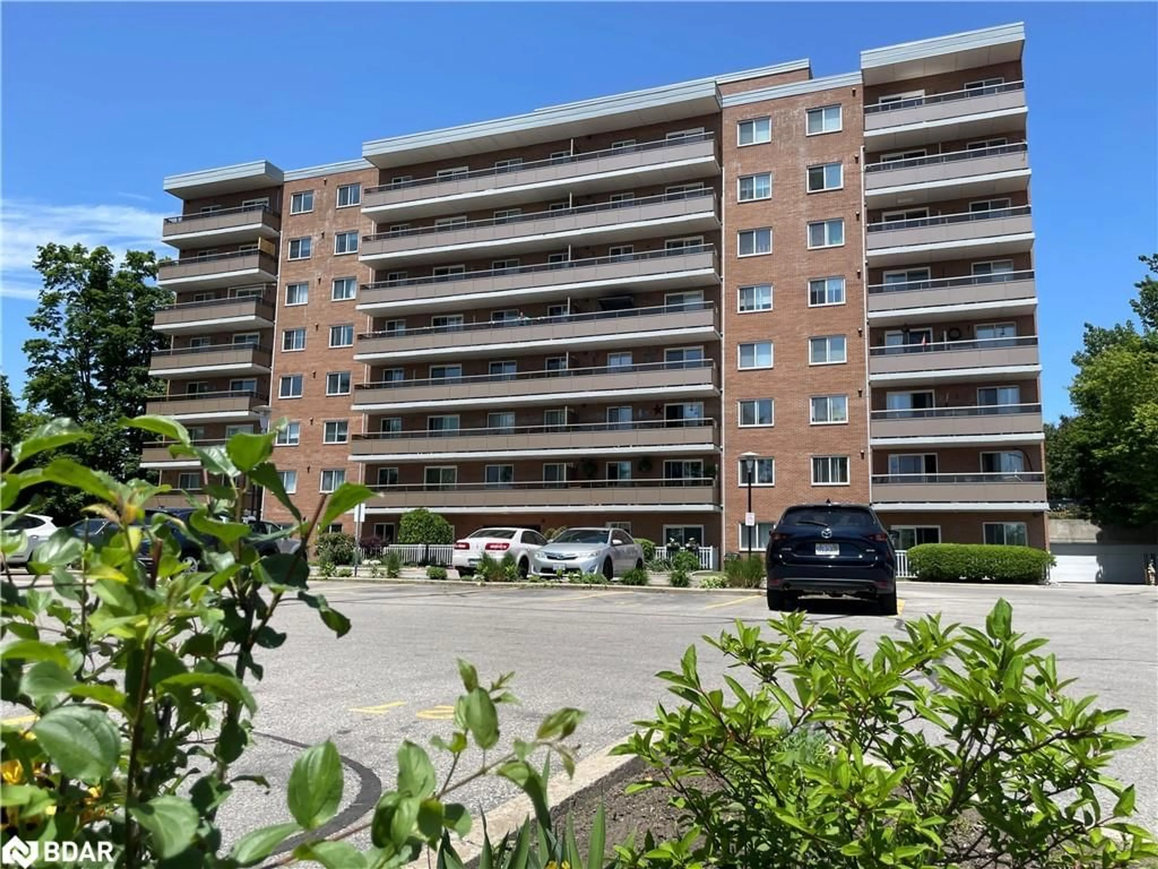 Unknown for 414 Blake St #702, Barrie Ontario L4M 5J7