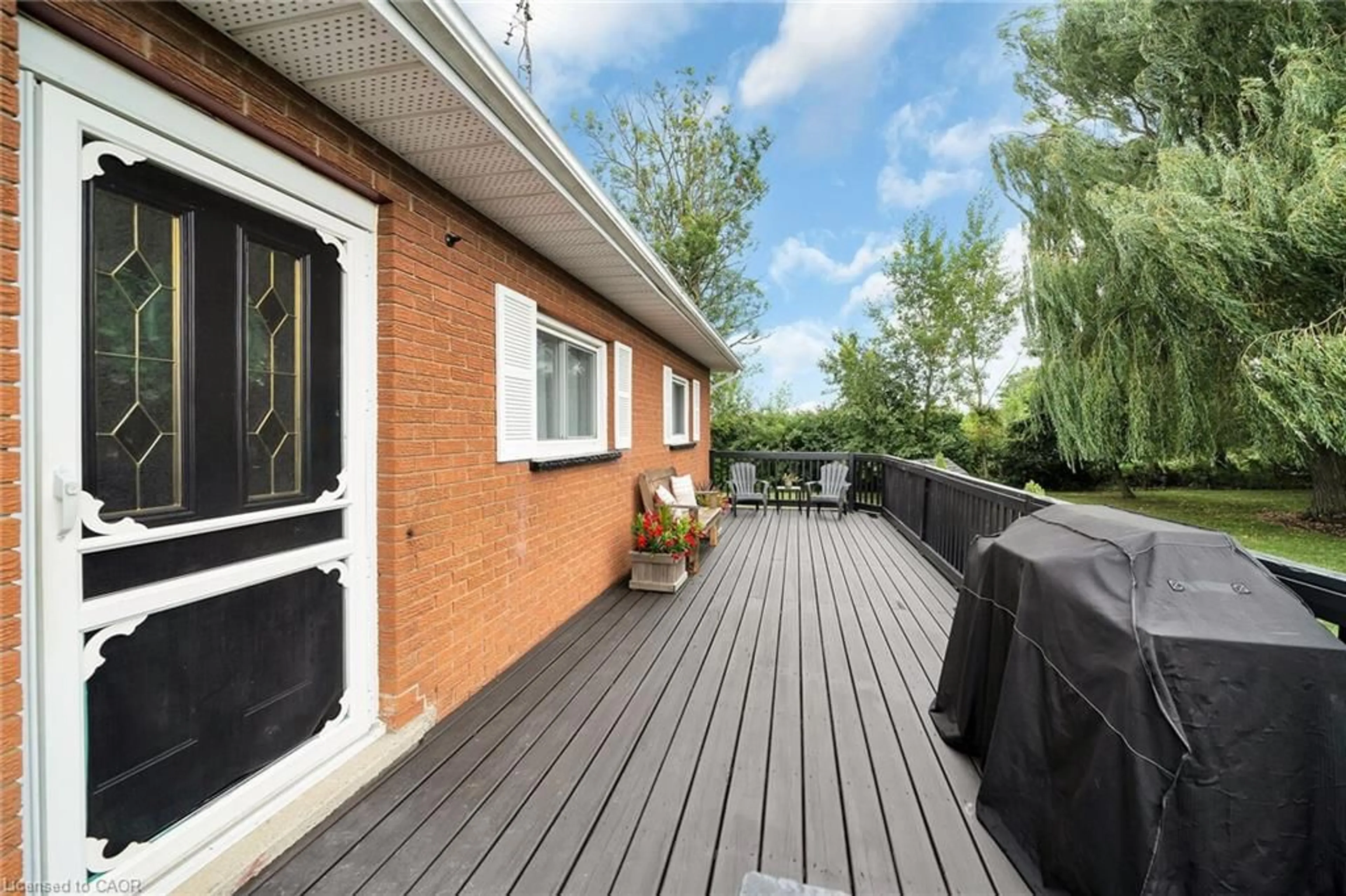 Patio, street for 1073 Concession 6 Woodhouse Rd, Simcoe Ontario N3Y 4K4