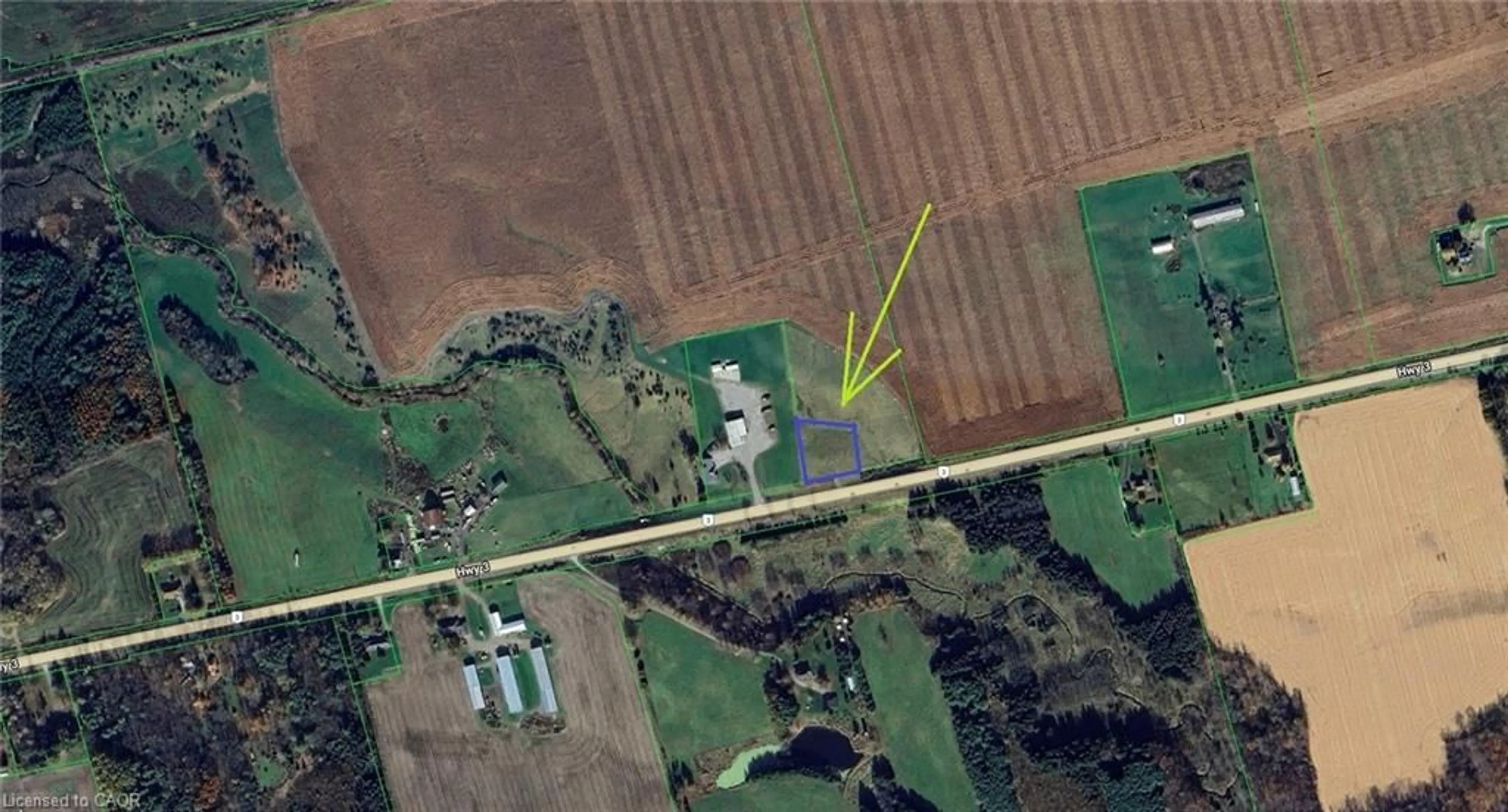 A pic from outside/outdoor area/front of a property/back of a property/a pic from drone, street for 4923 Highway 3, Simcoe Ontario N3Y 4K4
