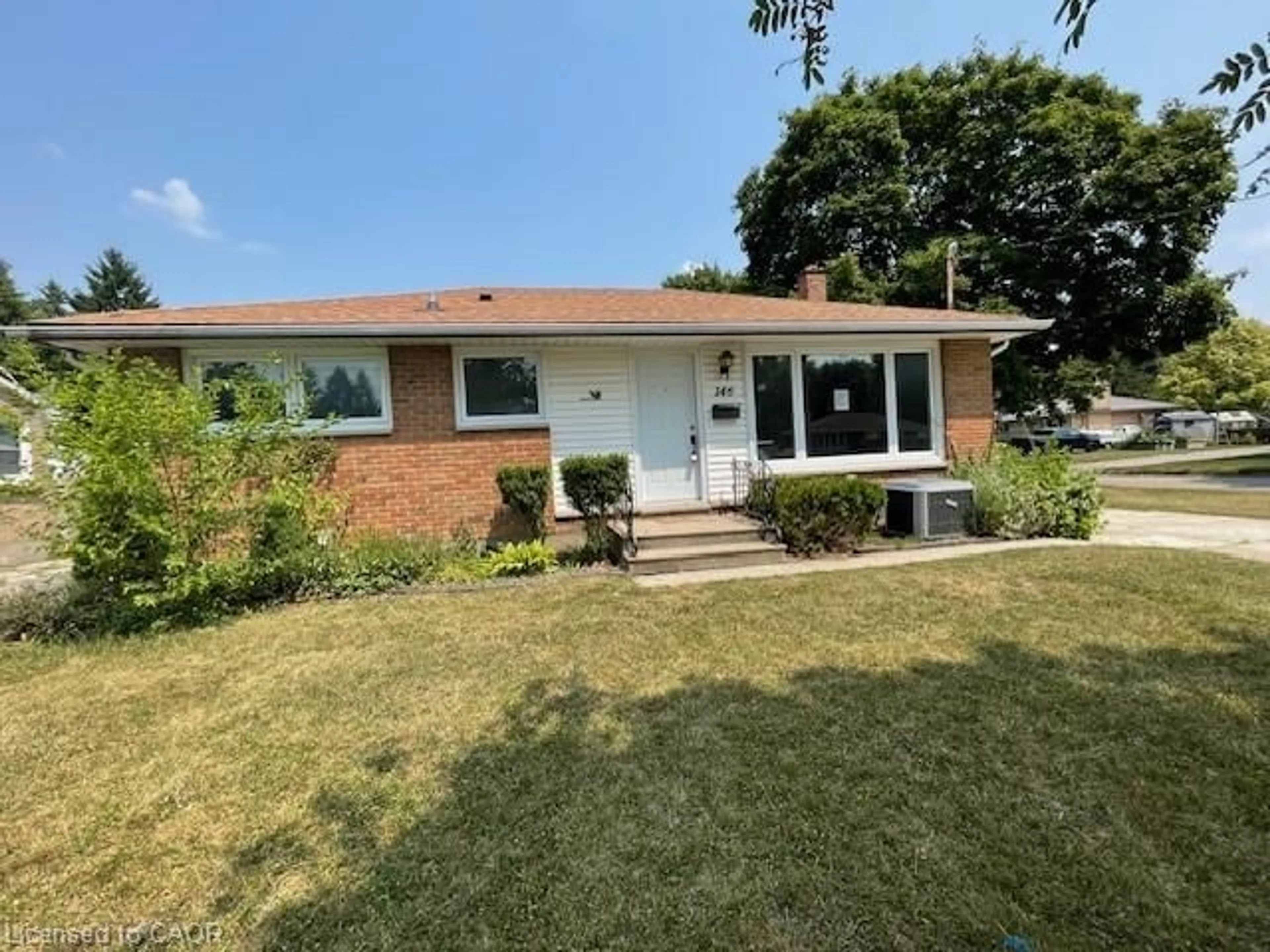 Home with vinyl exterior material, unknown for 146 Burnside Dr, London Ontario N5V 1B6