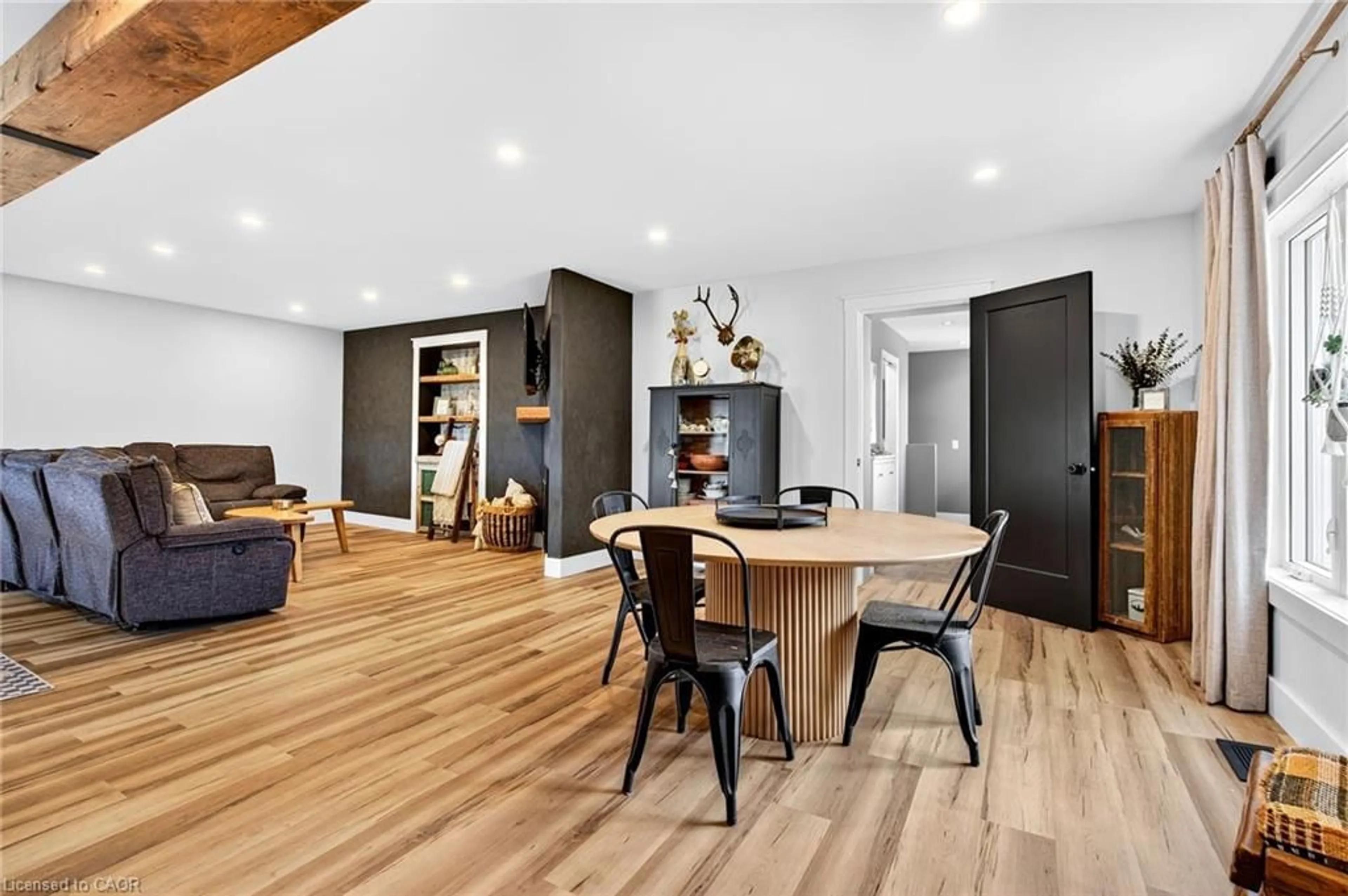 Open concept kitchen, wood/laminate floor for 184 Concession 13 Rd, Hagersville Ontario N0A 1H0