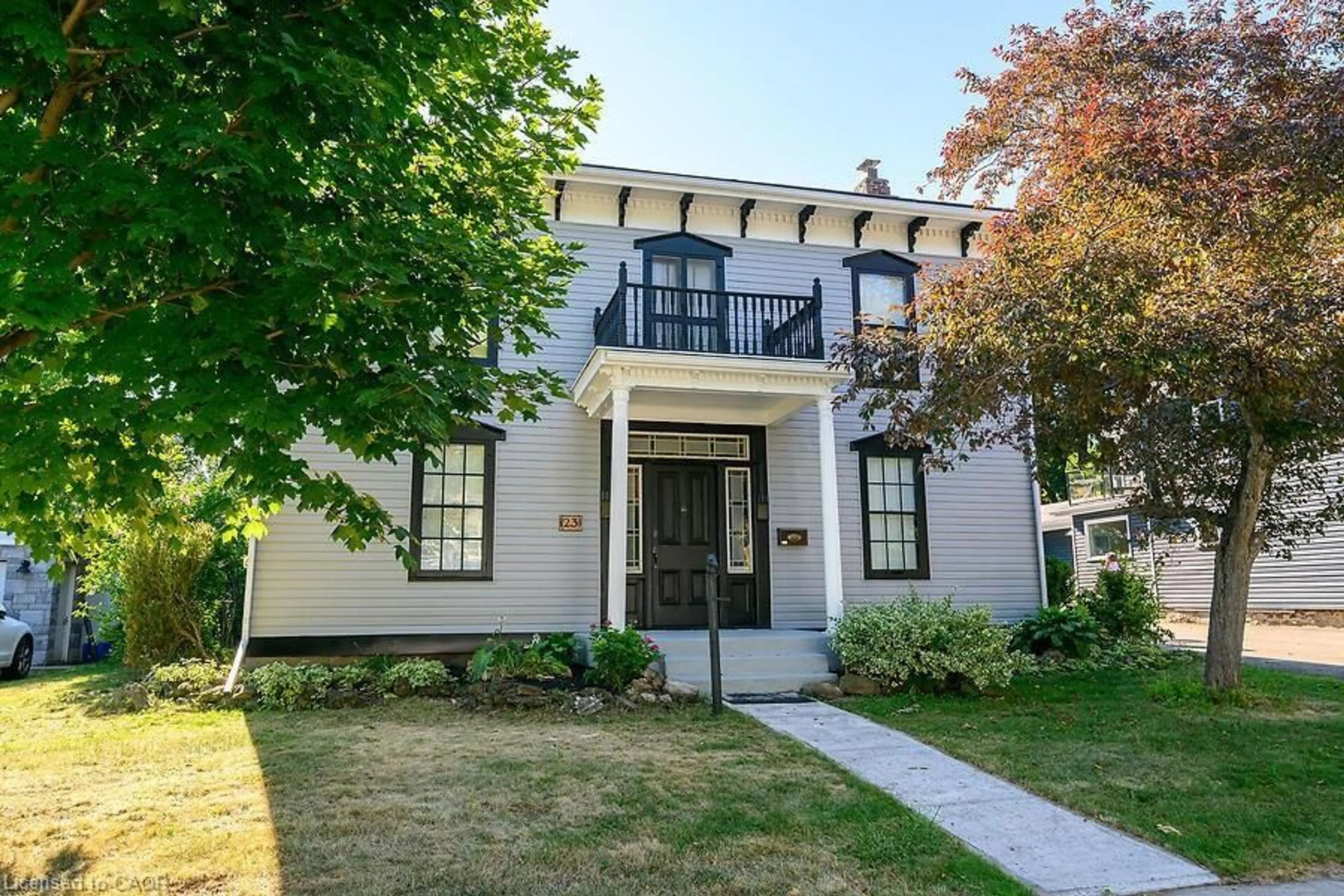 Home with brick exterior material, street for 23 Mountain St, Grimsby Ontario L3M 3J9