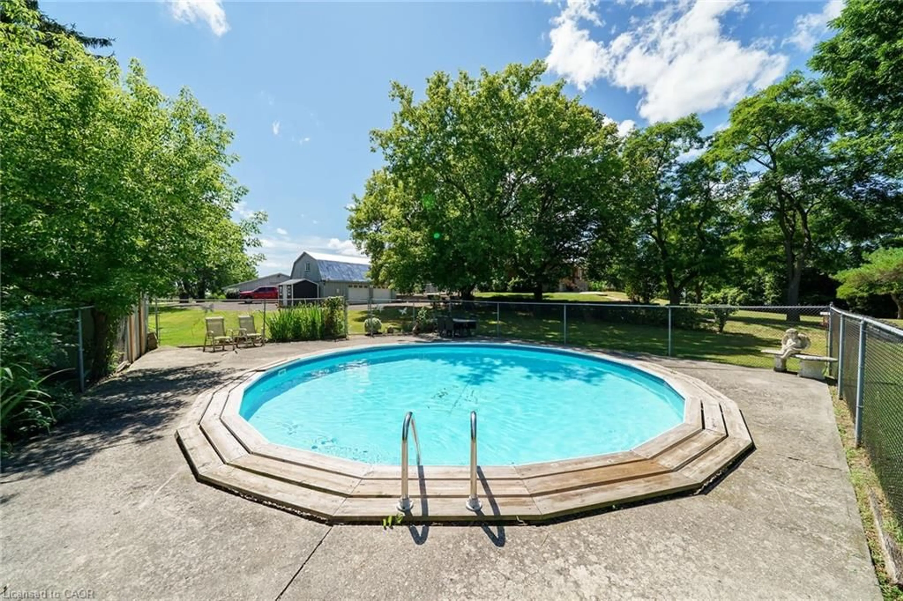 Pool for 226 Carluke Rd, Ancaster Ontario L9G 3L1