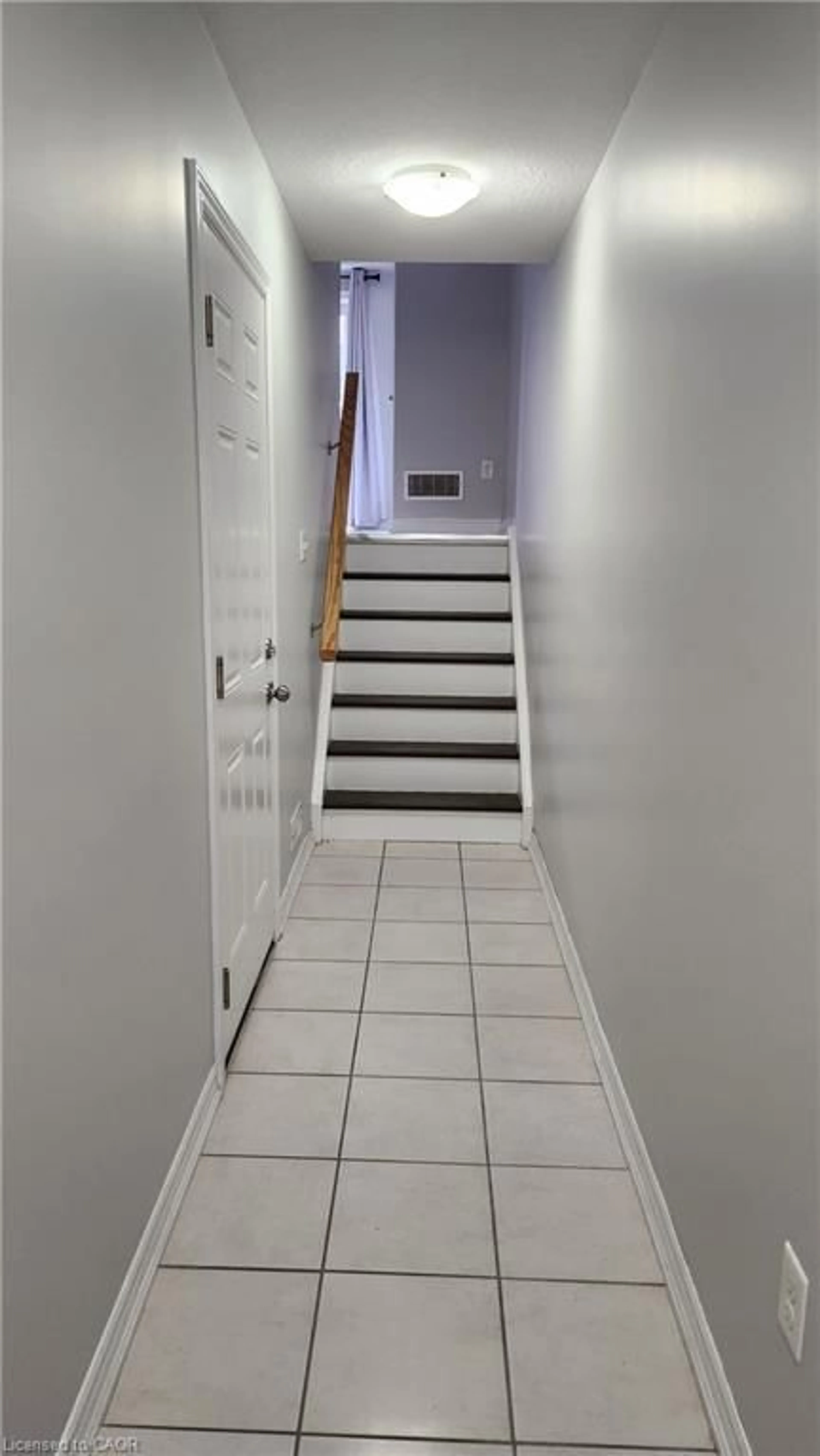 Stairs for 12 Poplar Dr #35, Cambridge Ontario N3C 0G4