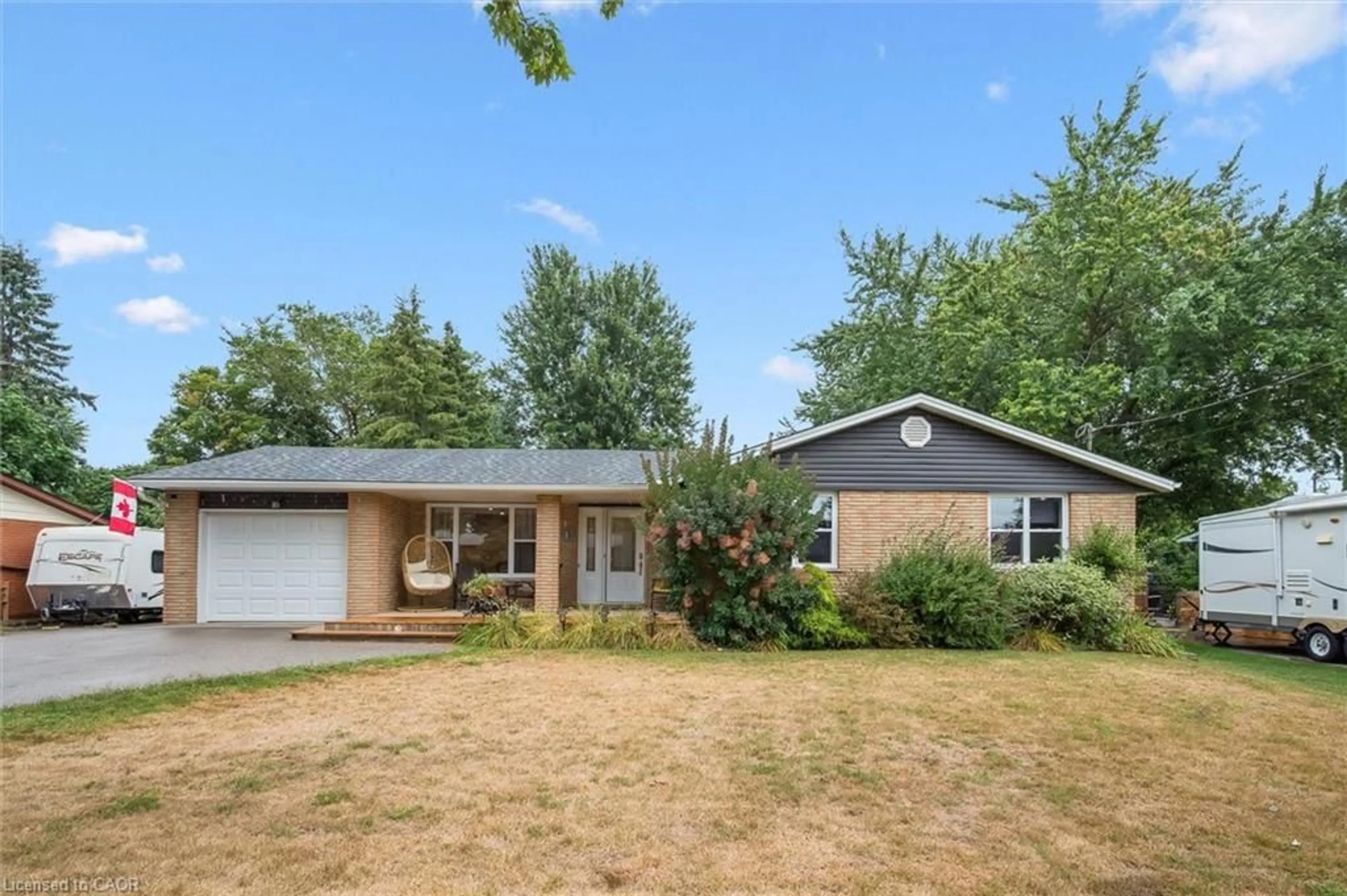 Unknown for 37 Victoria Cres, Fergus Ontario N1M 2W3