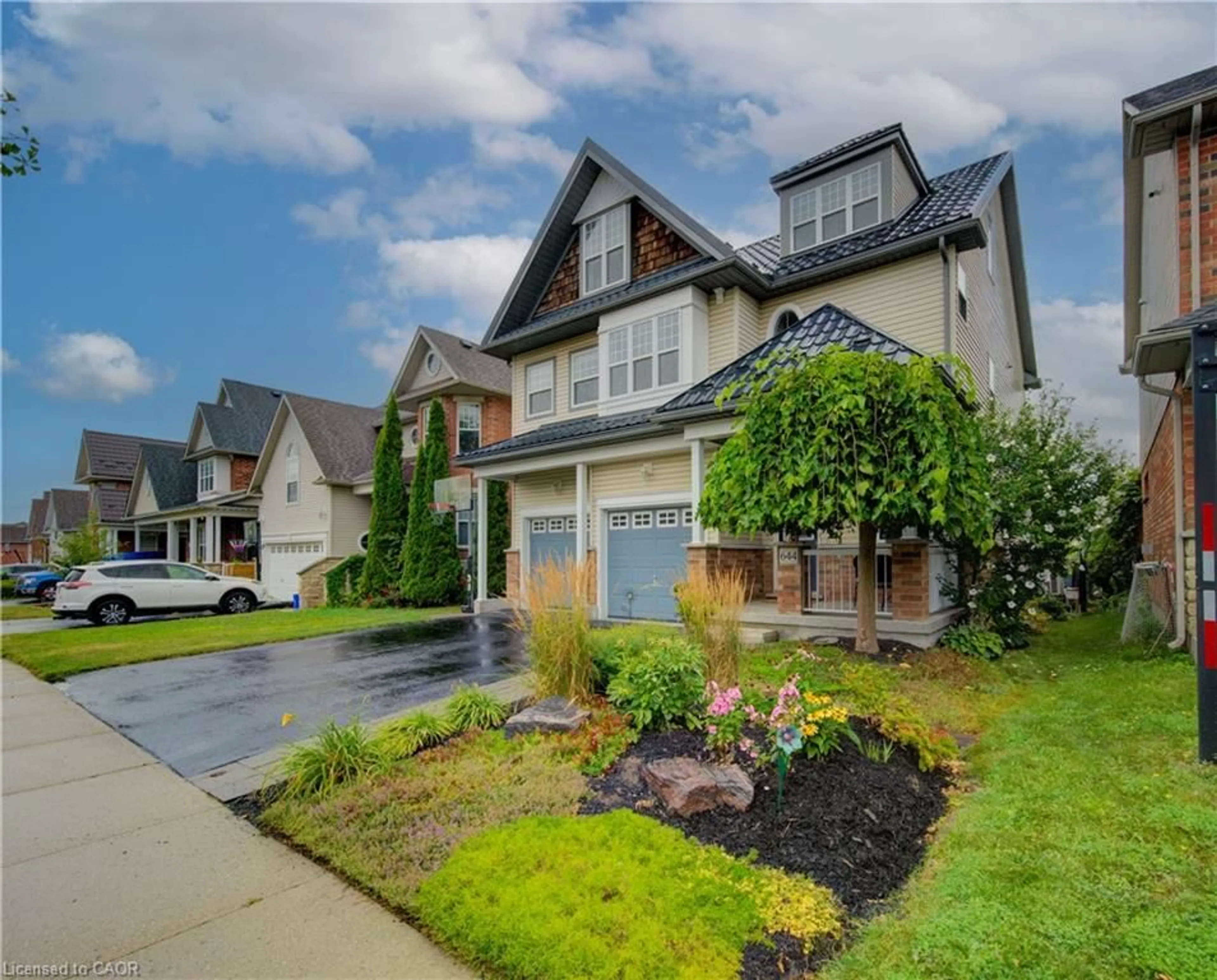 Home with brick exterior material, street for 644 Frieburg Dr, Waterloo Ontario N2T 2Y2