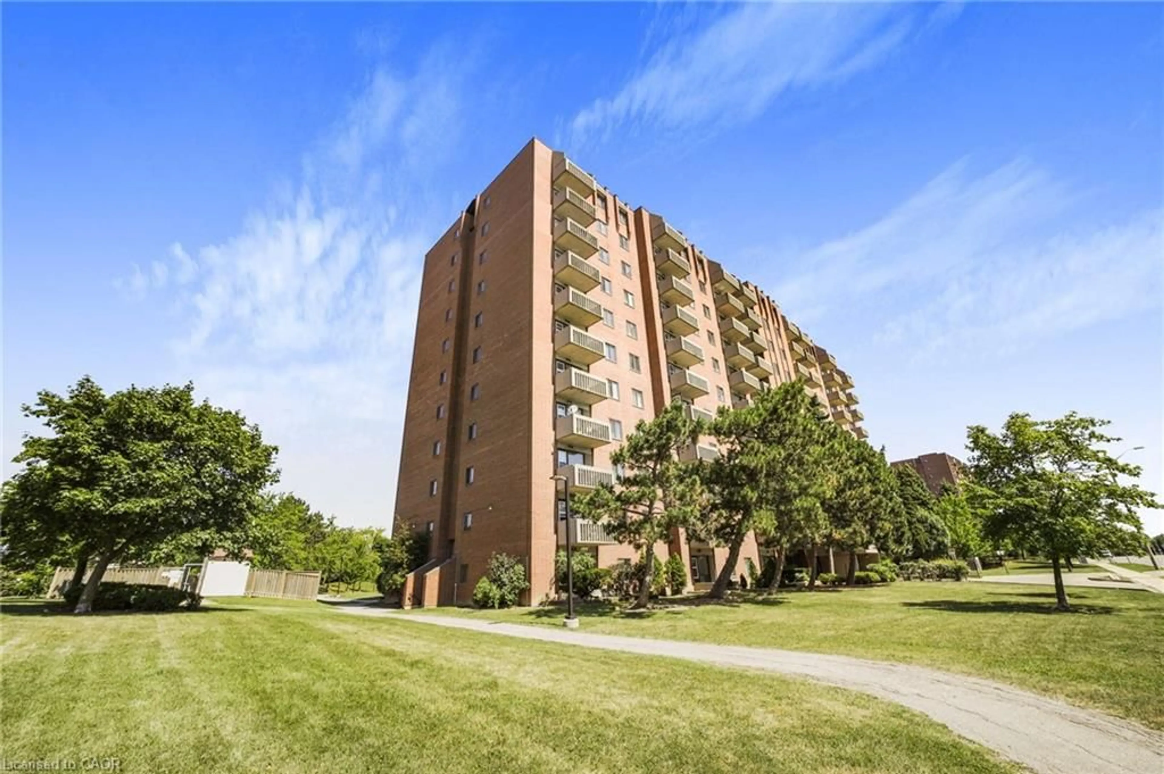 Unknown for 6720 Glen Erin Dr #302, Mississauga Ontario L5N 3K8