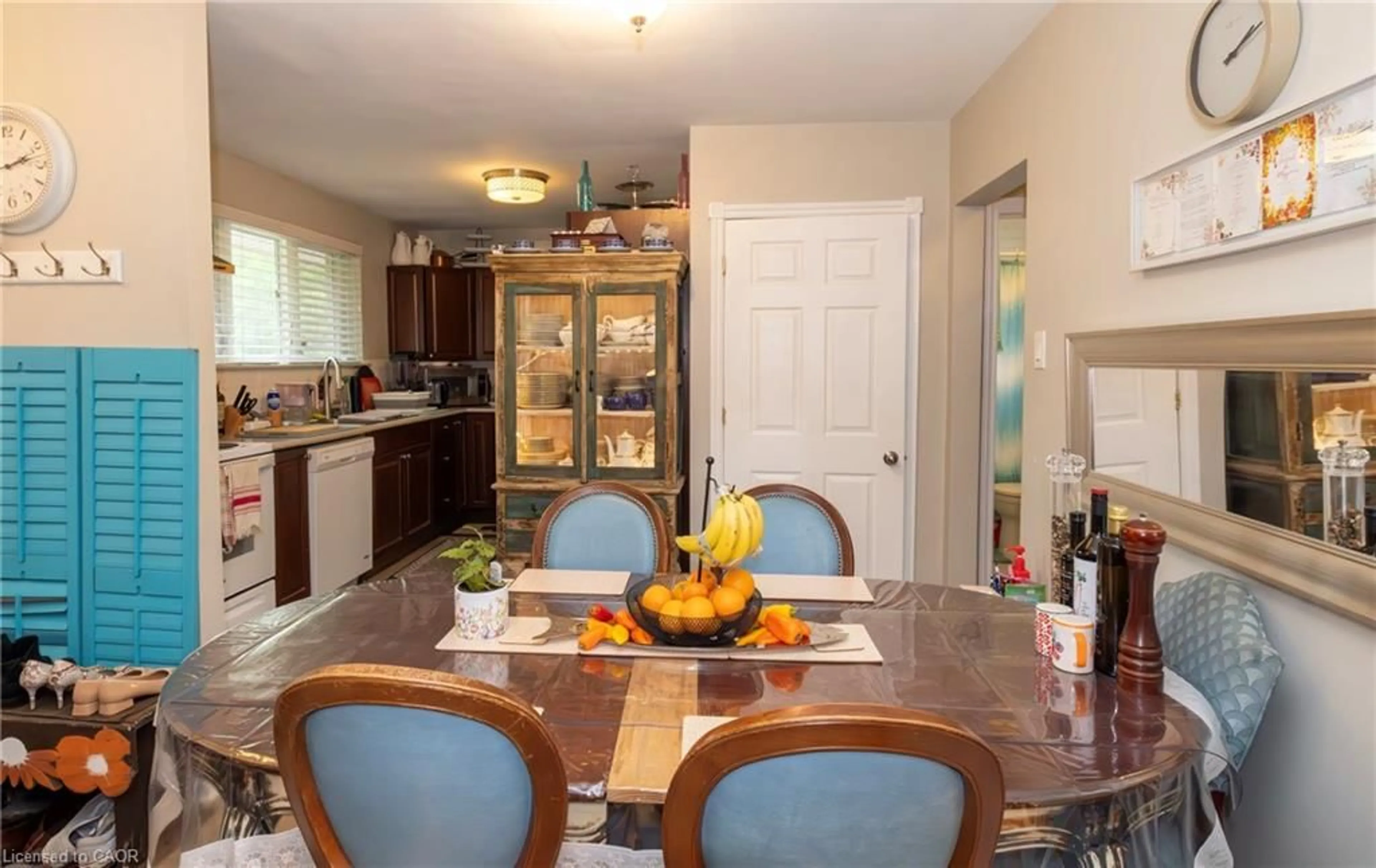 Dining room, ceramic/tile floor for 371 Meadowbrook Dr, Milton Ontario L9T 2C1