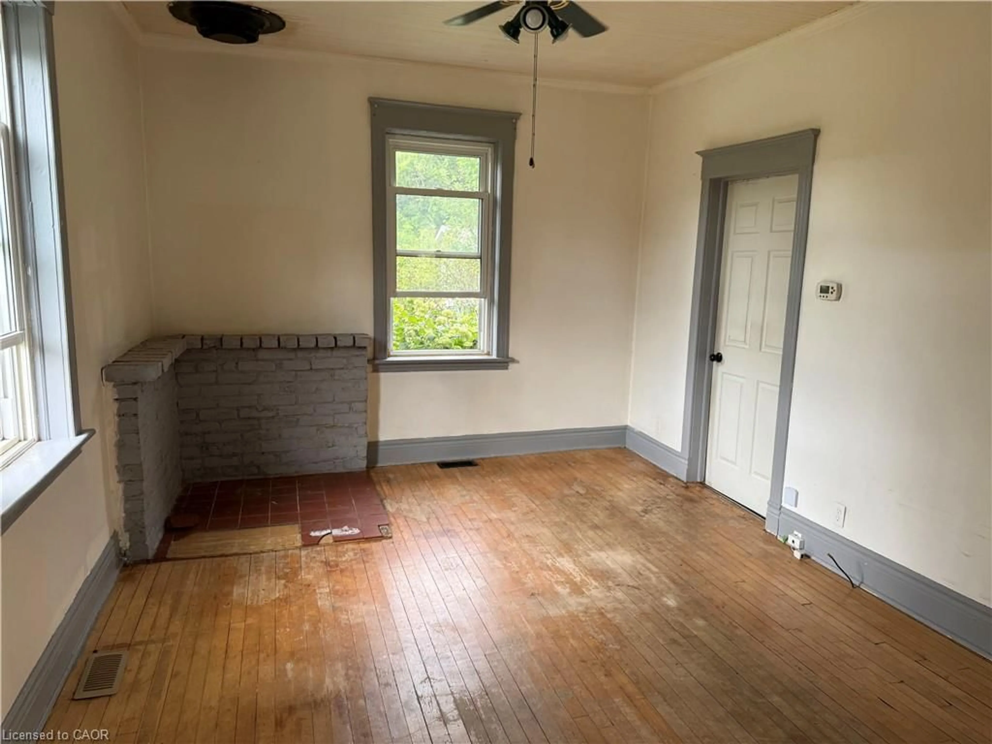 A pic of a room for 137 Simpson St, Burk's Falls Ontario P0A 1C0