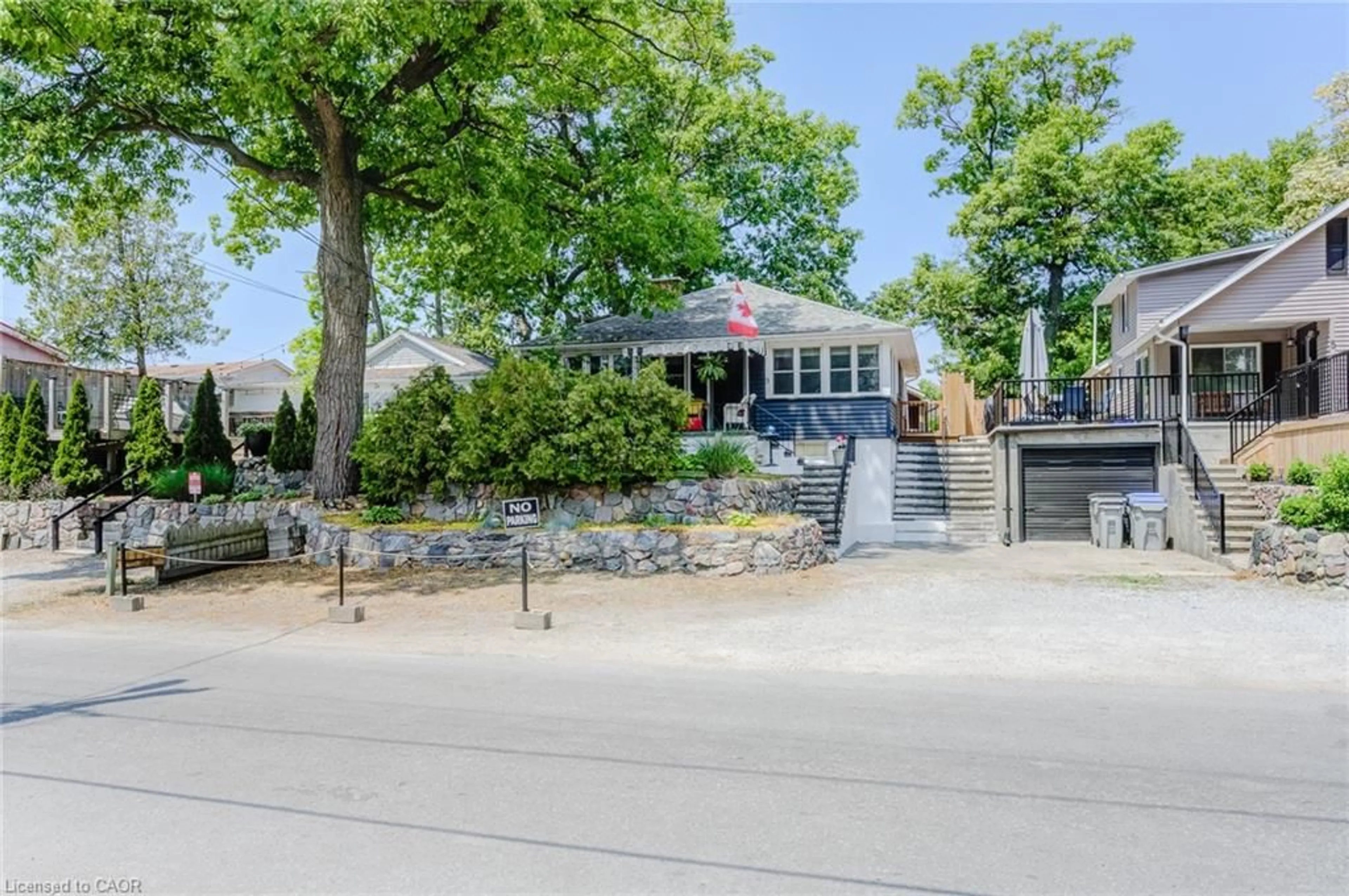 Patio, street for 3 Elmwood Ave, Grand Bend Ontario N0M 1T0