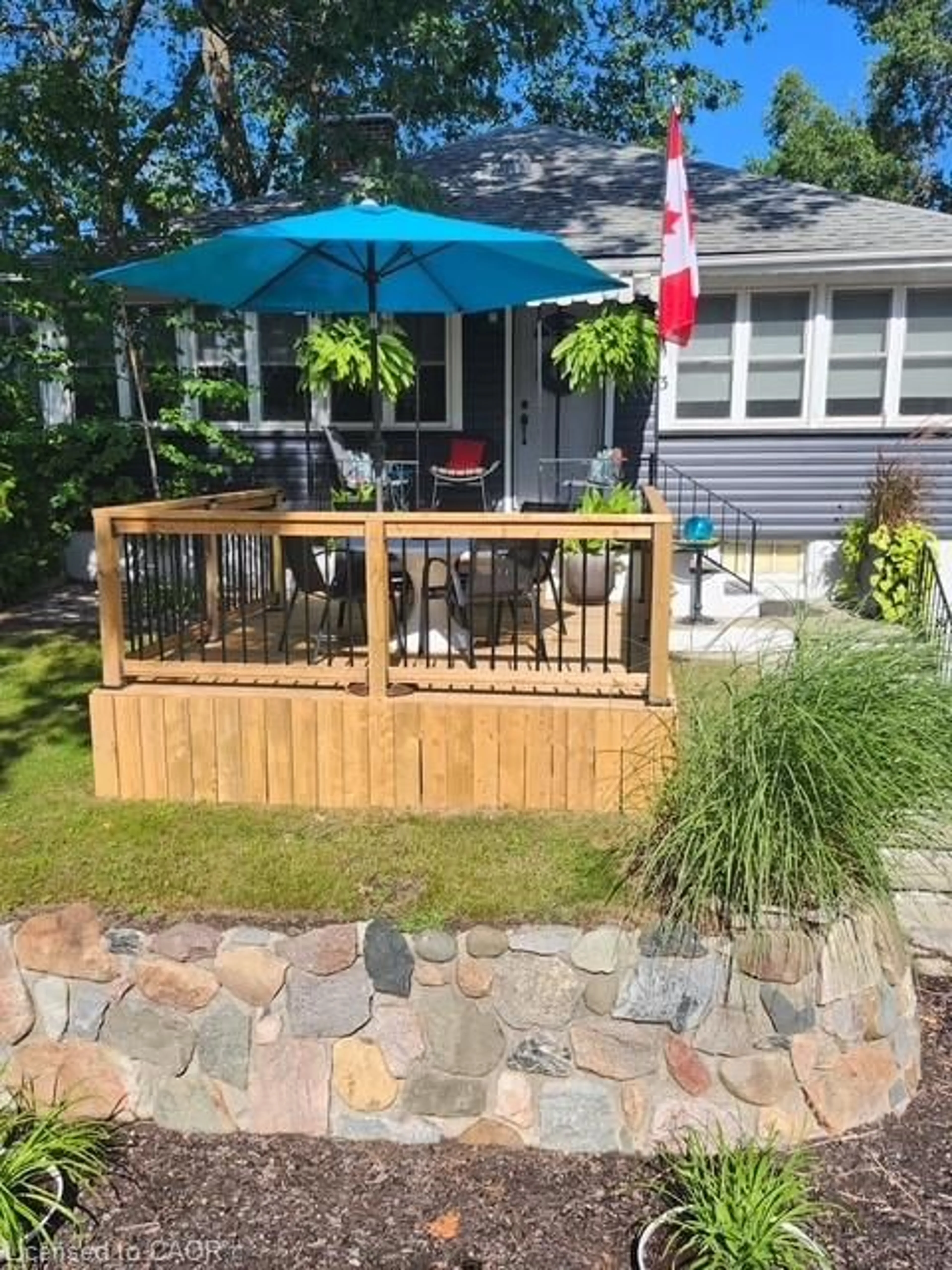 Patio, street for 3 Elmwood Ave, Grand Bend Ontario N0M 1T0