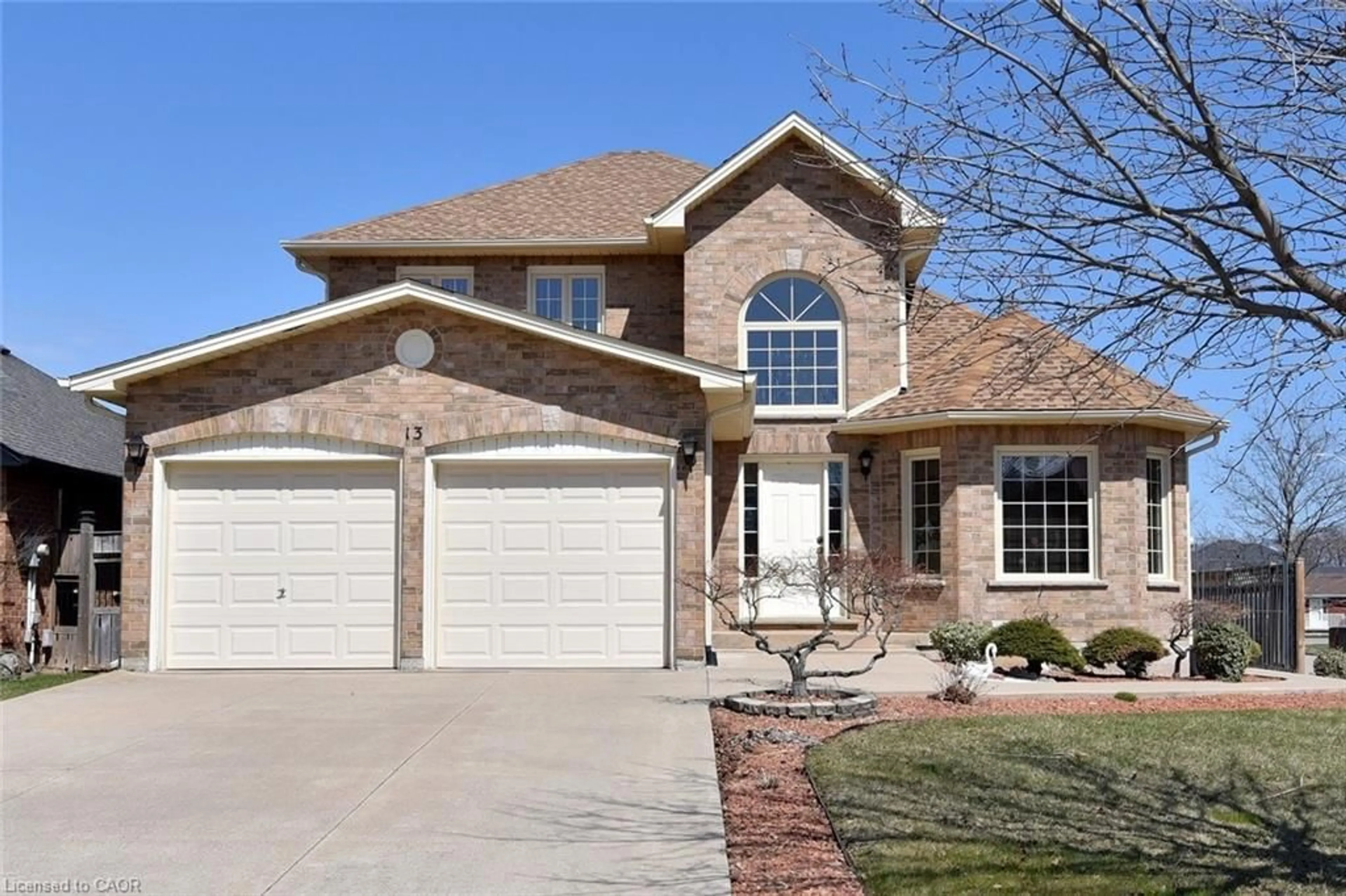Home with brick exterior material, street for 13 Chianti Cres, Stoney Creek Ontario L8E 5W1