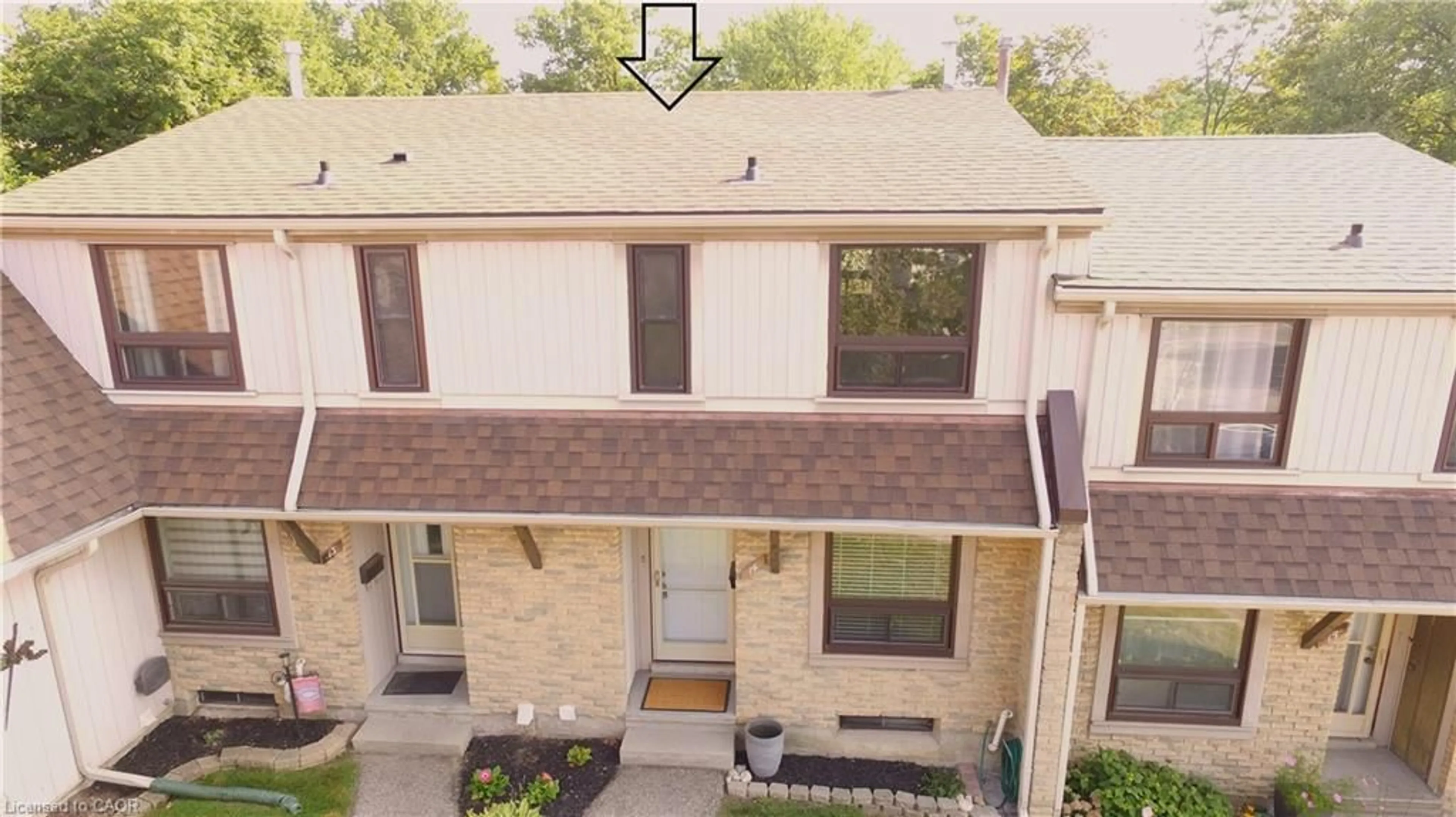 A pic from outside/outdoor area/front of a property/back of a property/a pic from drone, unknown for 280 Thaler Ave #14, Kitchener Ontario N2A 1R6