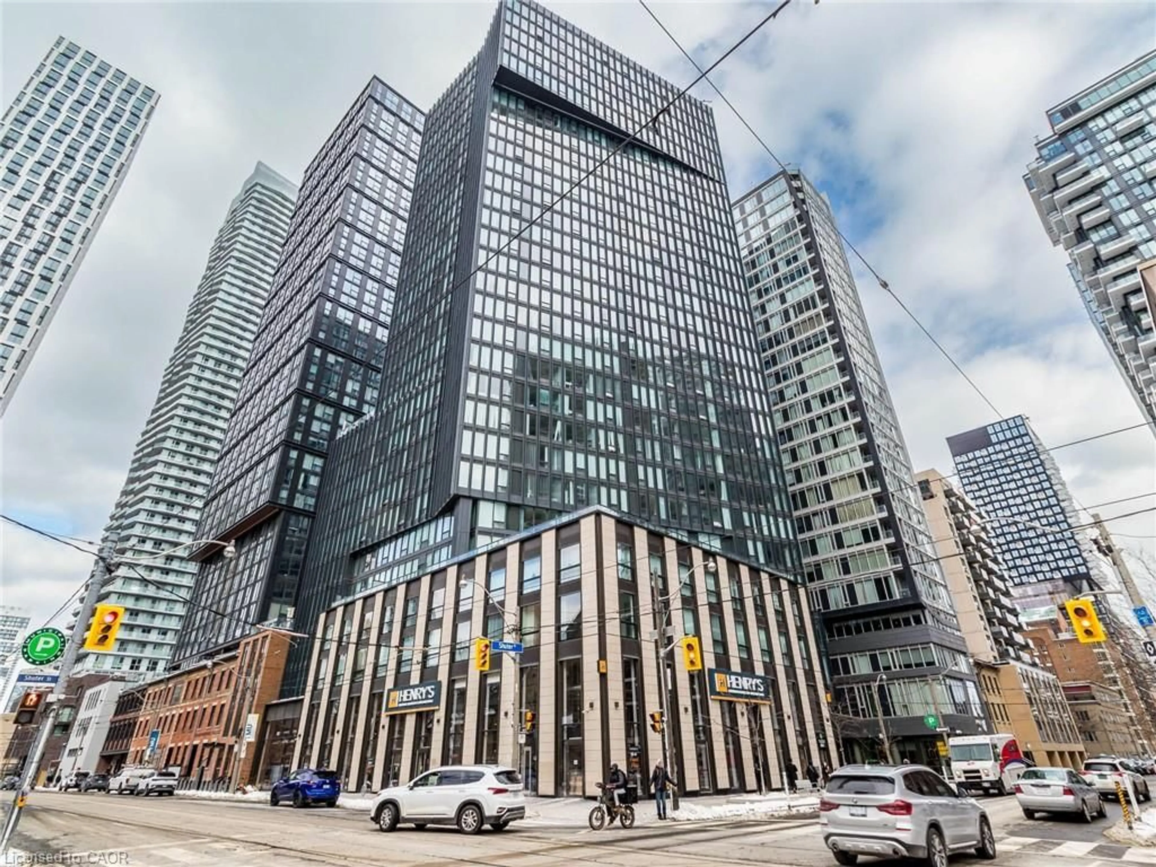 Indoor foyer for 60 Shuter St #PH108, Toronto Ontario M5B 0B7