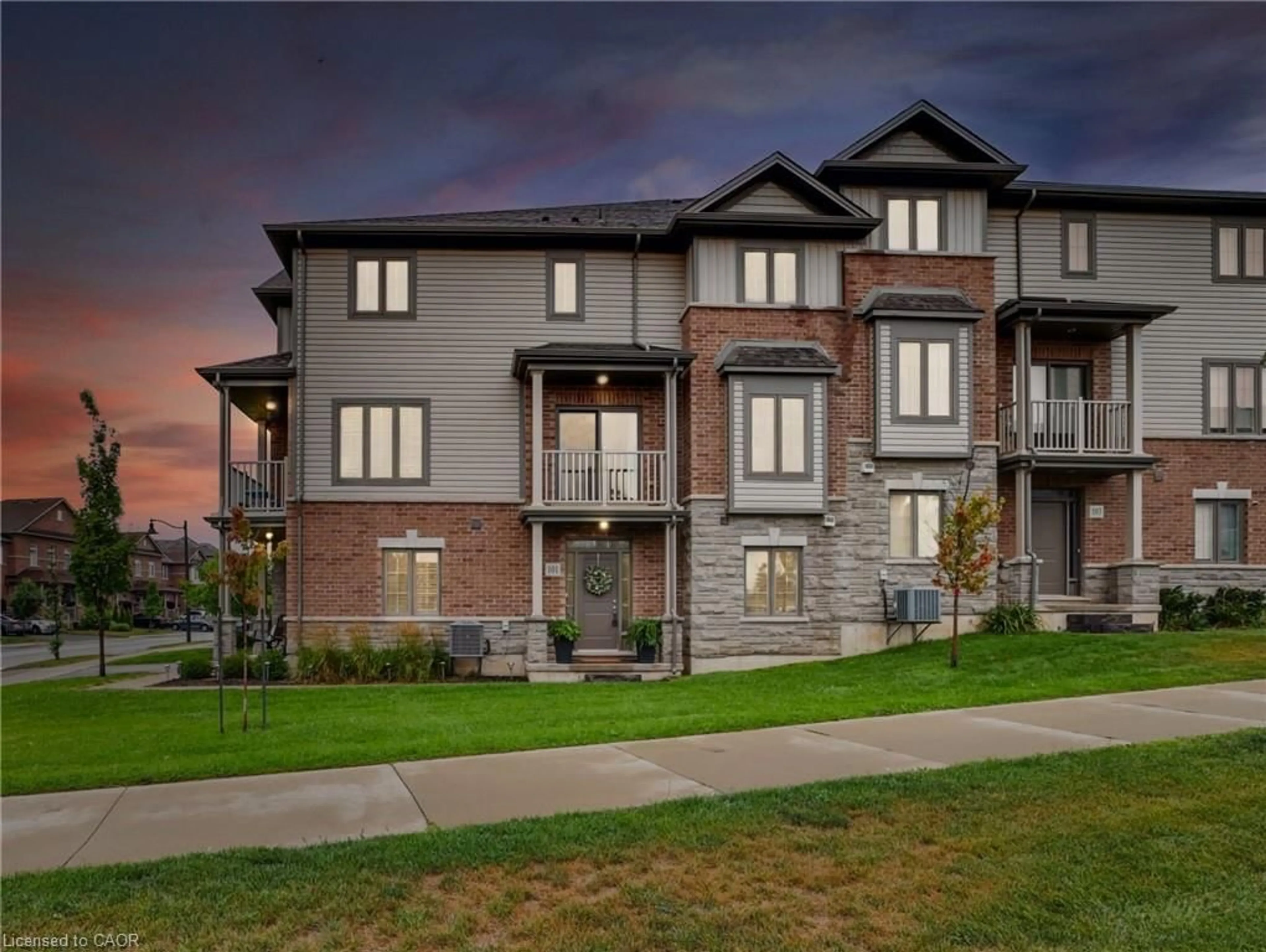 Home with brick exterior material, unknown for 101 Mallard Trail, Waterdown Ontario L8B 1W5