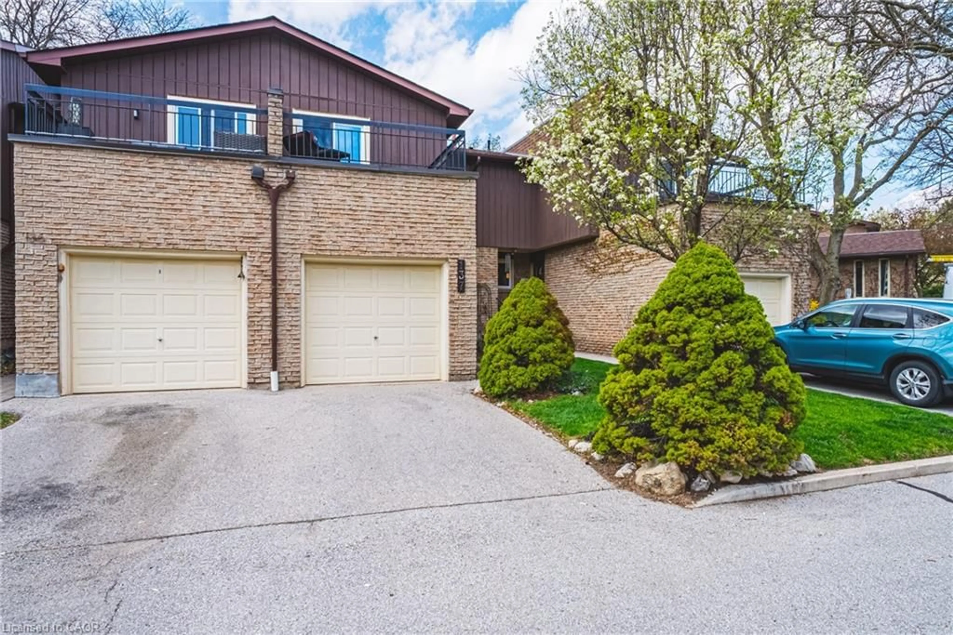 Unknown for 2301 Cavendish Dr #137, Burlington Ontario L7P 3M3