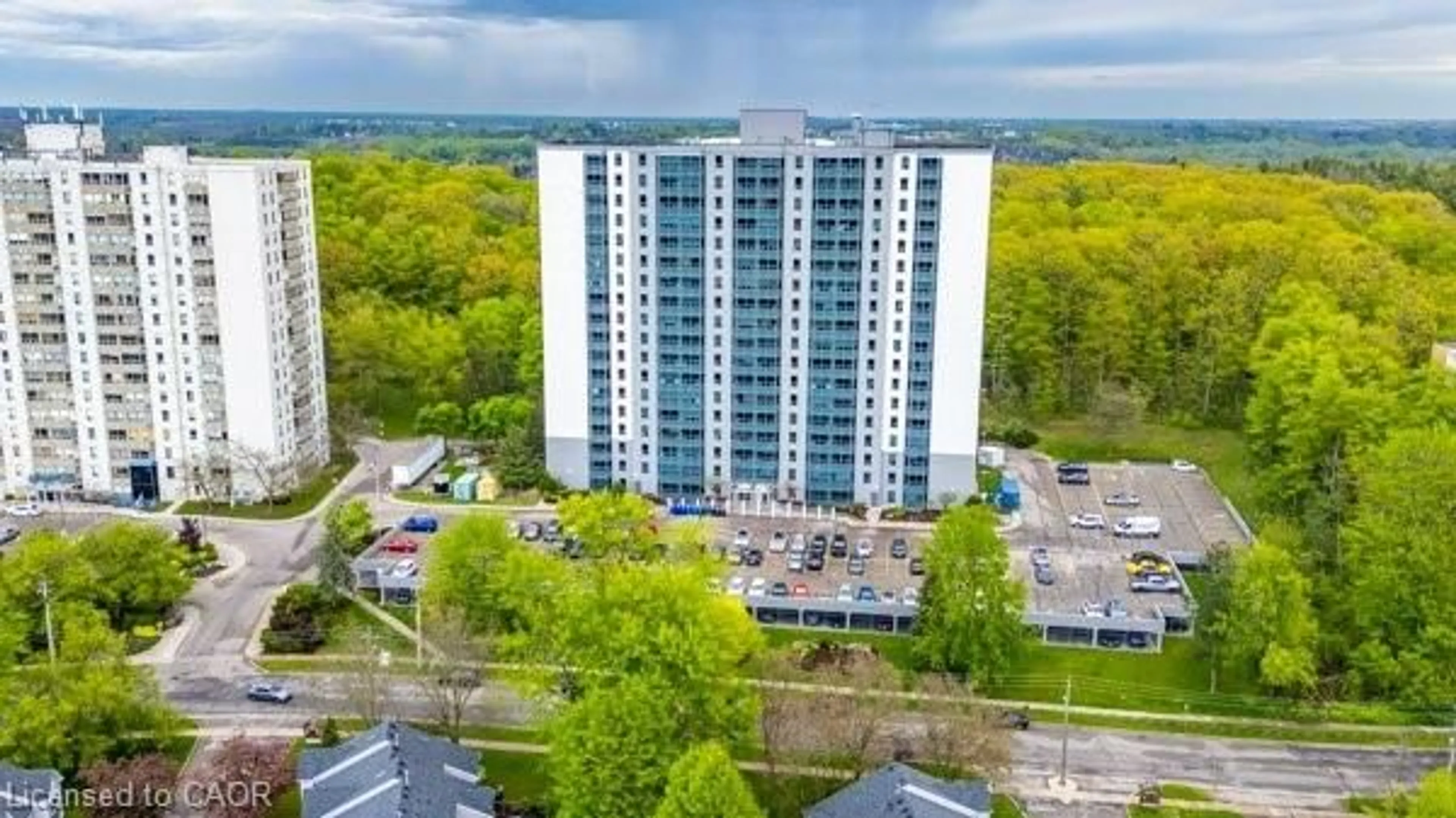 A pic from outside/outdoor area/front of a property/back of a property/a pic from drone, city buildings view from balcony for 55 Green Valley Dr #1009, Kitchener Ontario N2P 1Z6