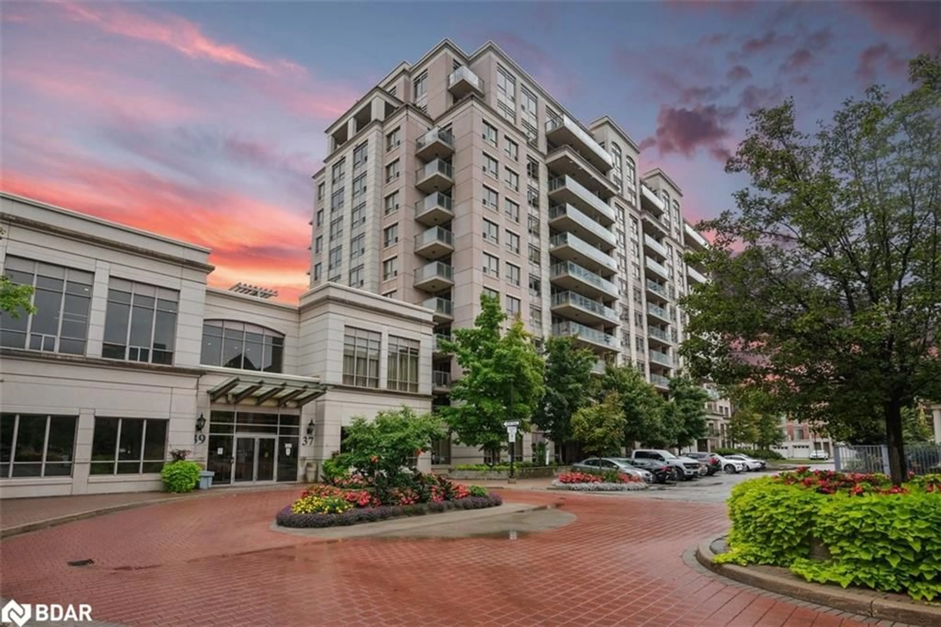 Unknown for 37 Galleria Pky #506, Thornhill Ontario L3T 0A5